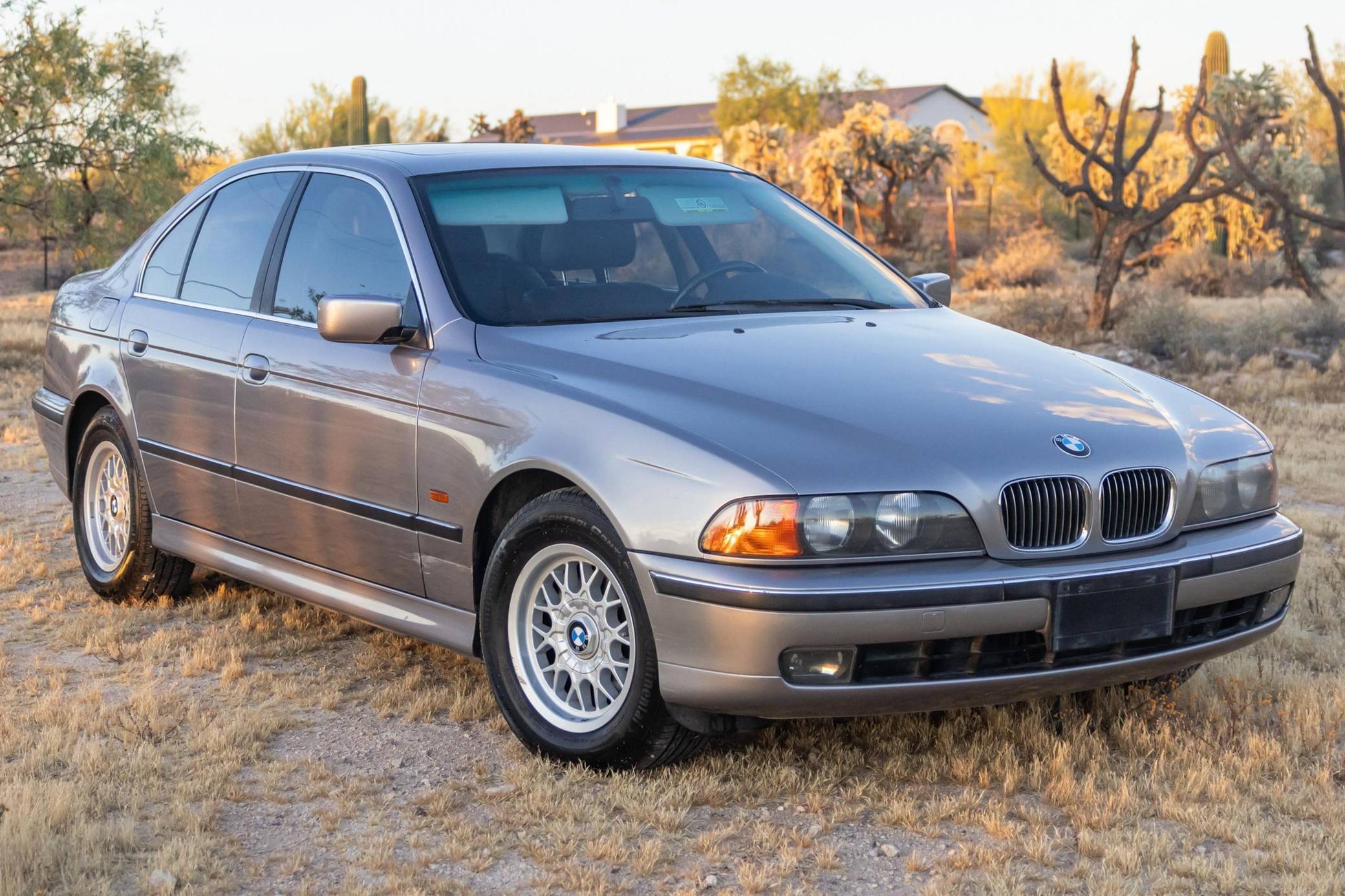 1997 BMW 528i Sedan