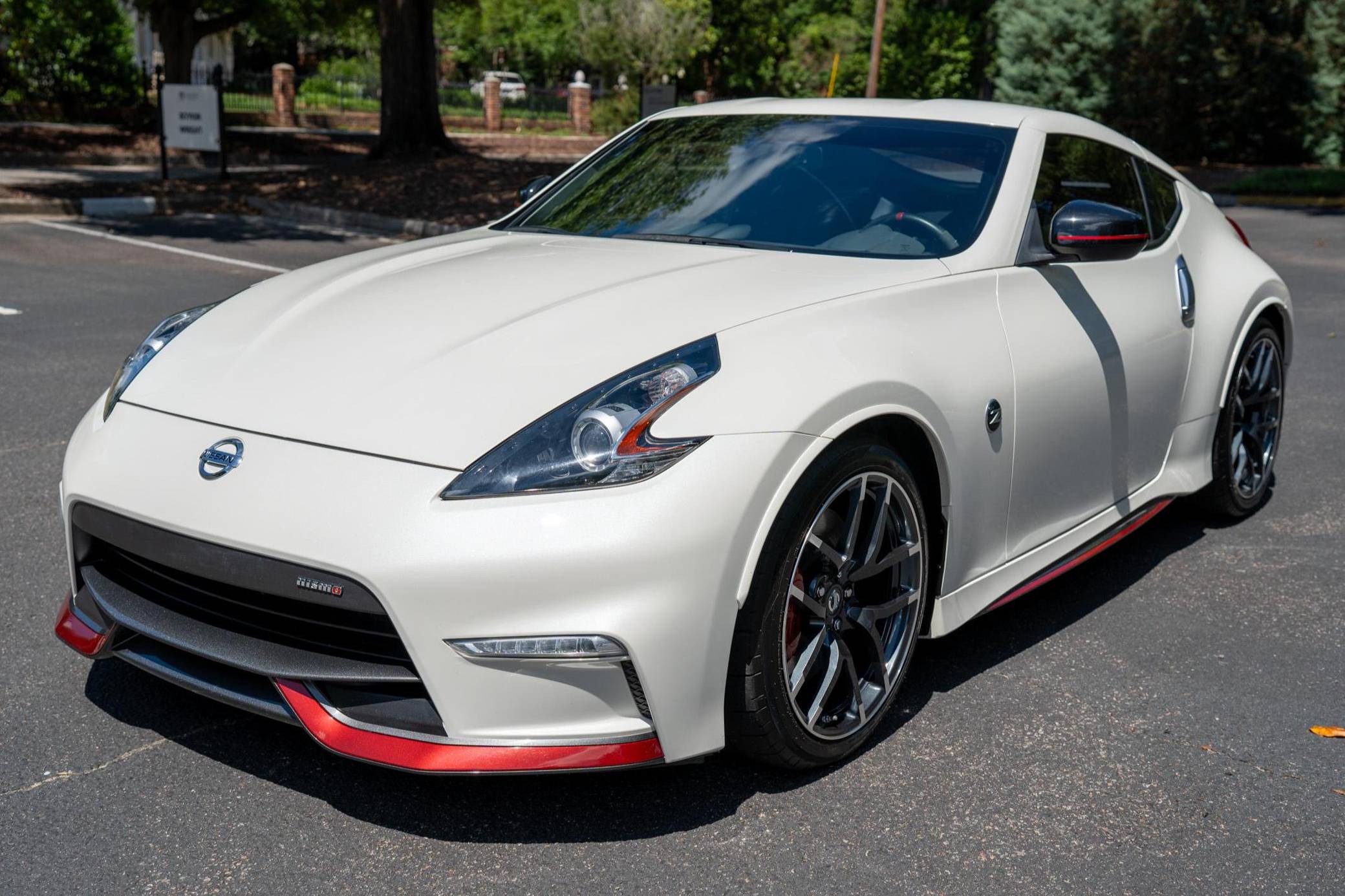 2016 Nissan 370Z NISMO Coupe