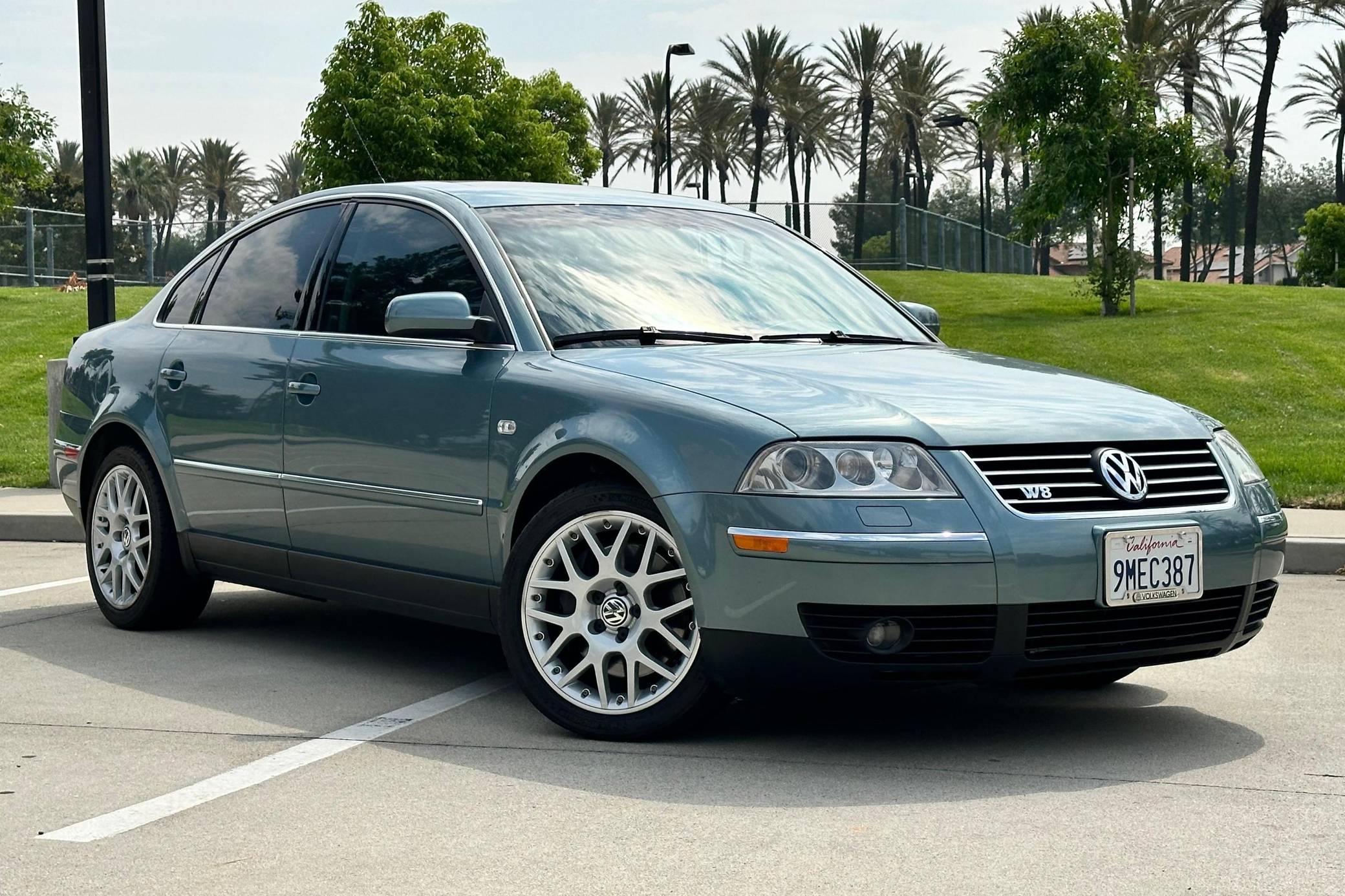 2003 Volkswagen Passat W8 Sedan