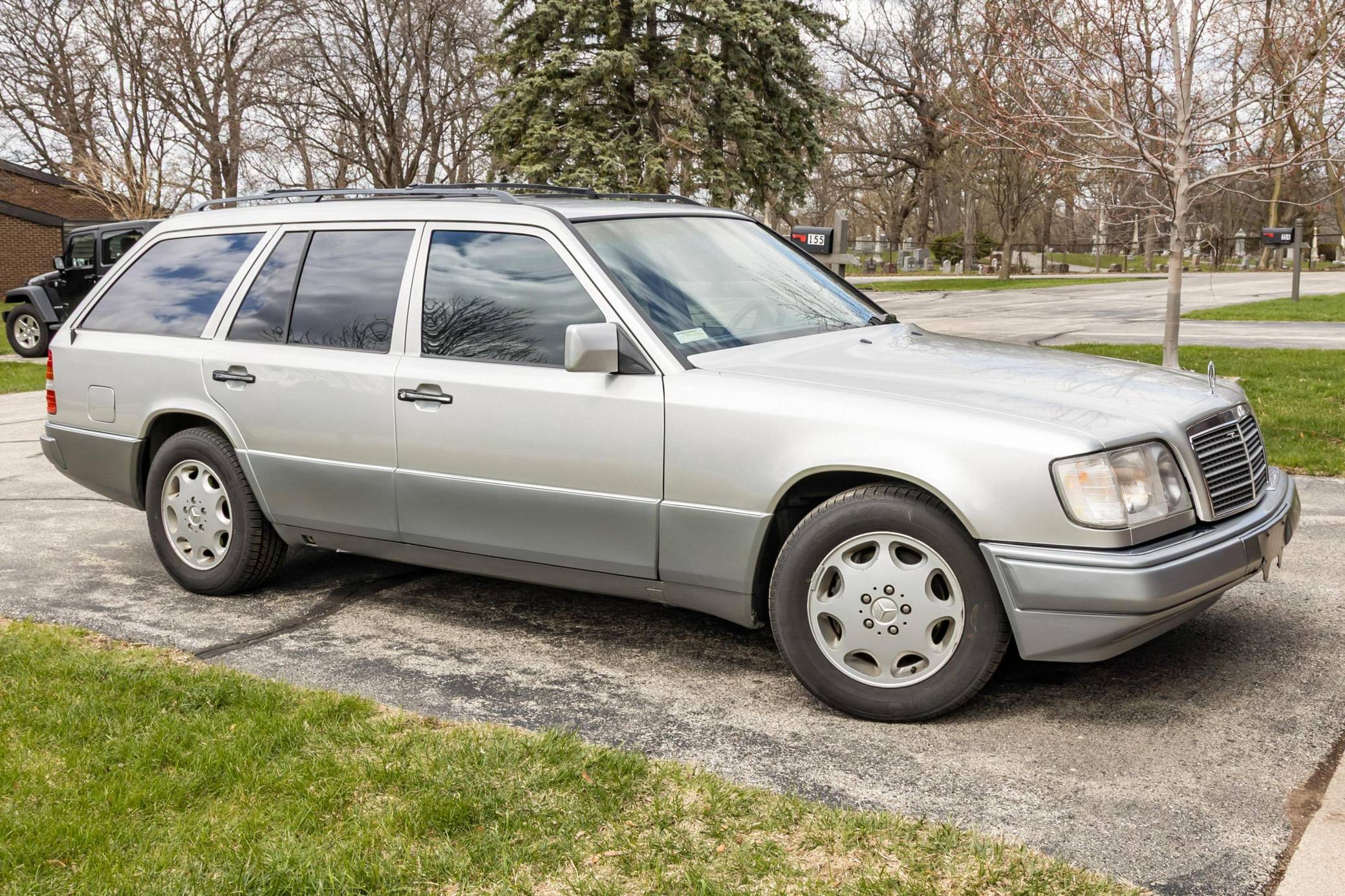 1994 Mercedes-Benz E-Class
