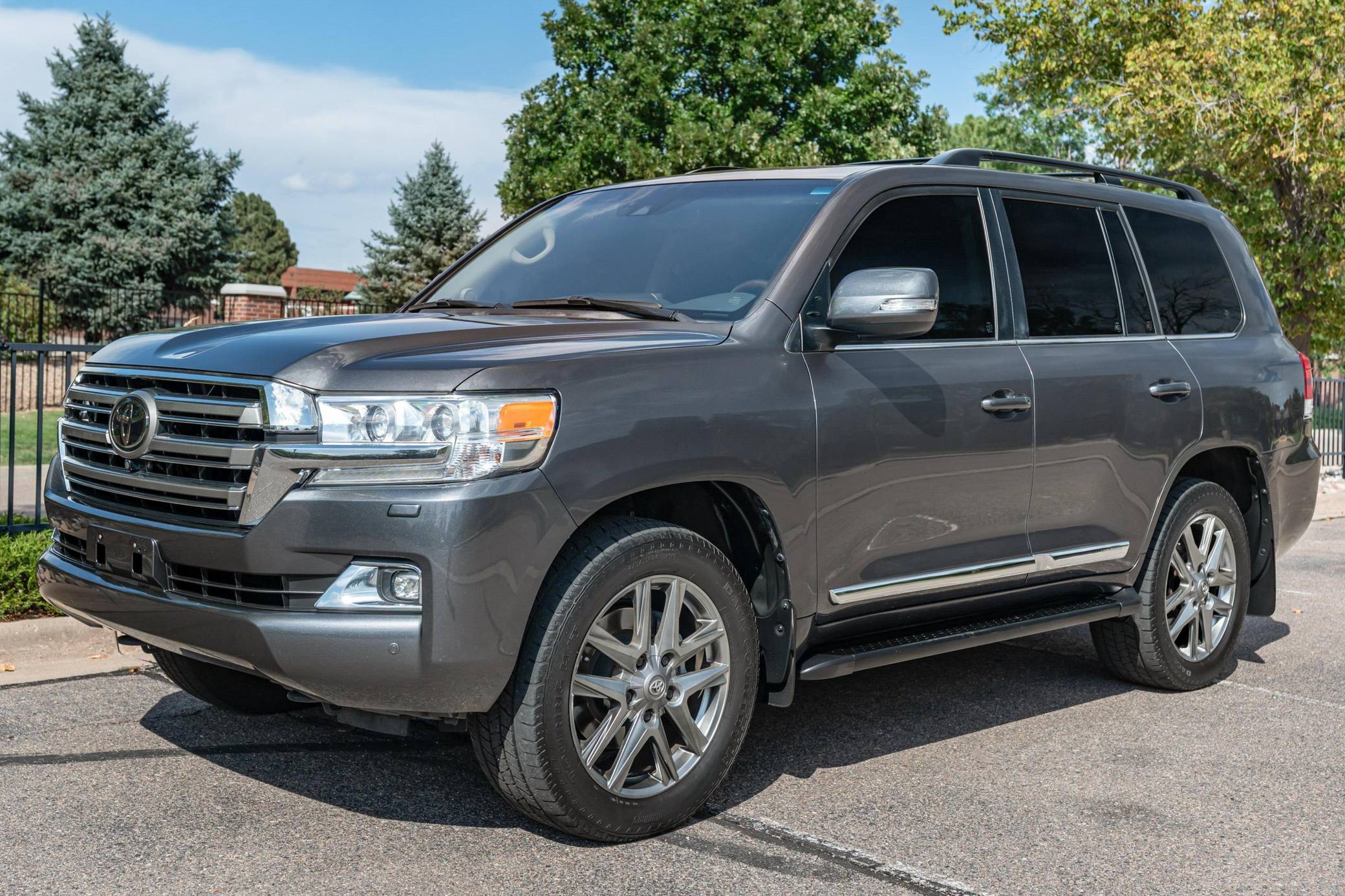2021 Toyota Land Cruiser