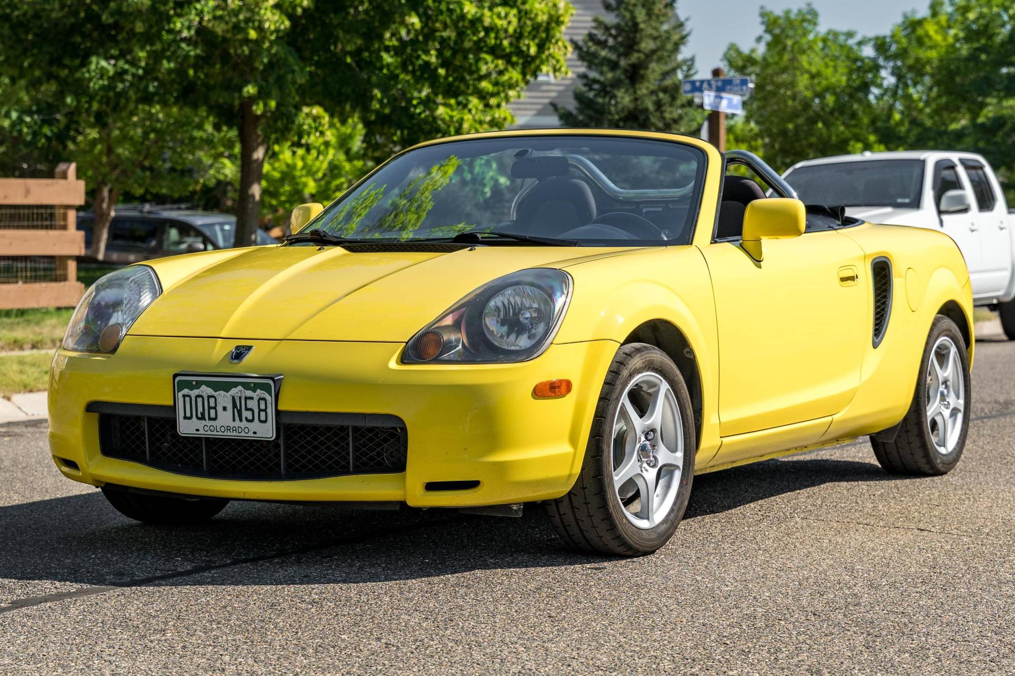 2002 Toyota MR2 Spyder