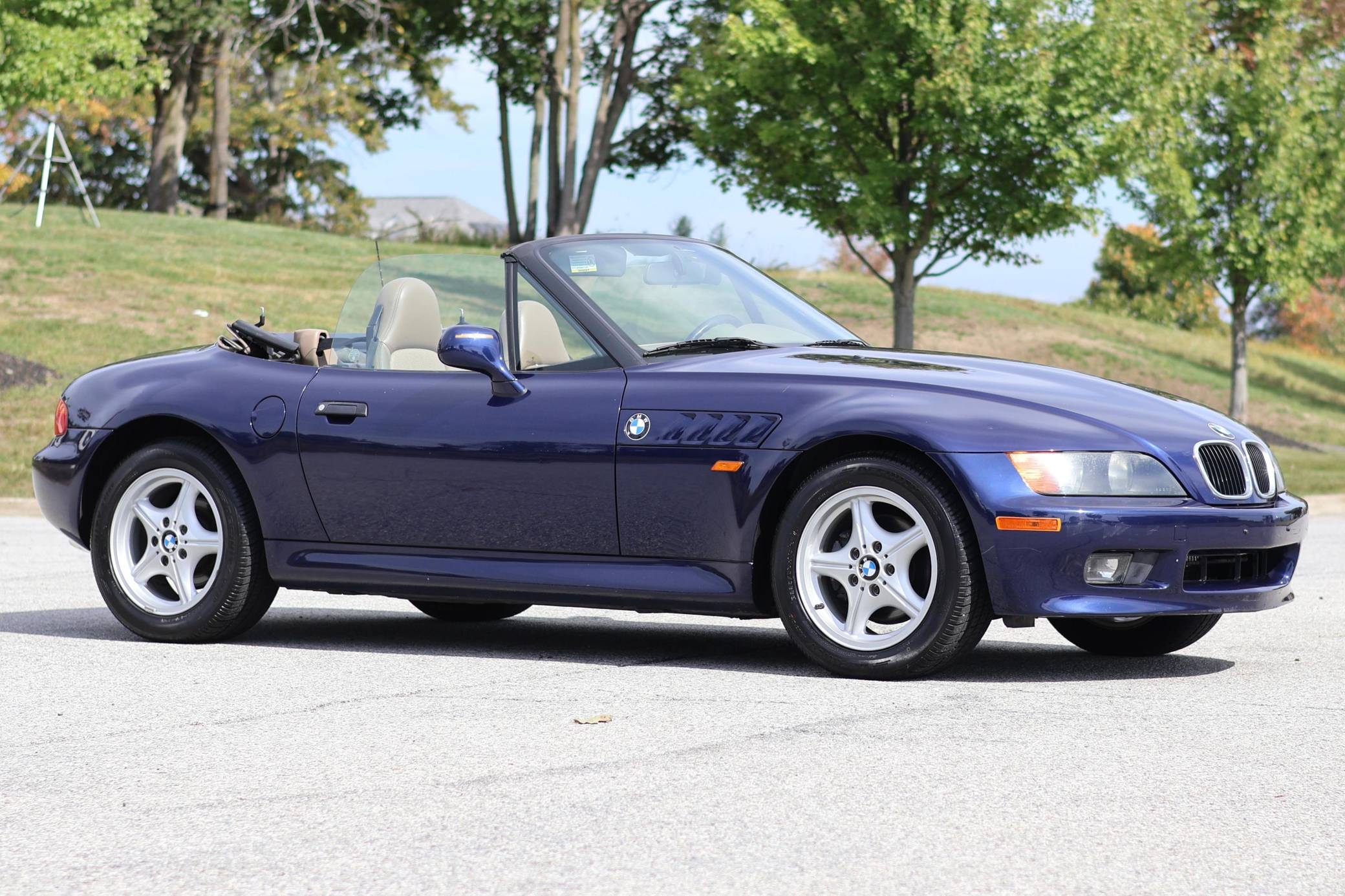 1997 BMW Z3 1.9i Roadster VIN: 4USCH7327VLE01673 for Sale - Cars