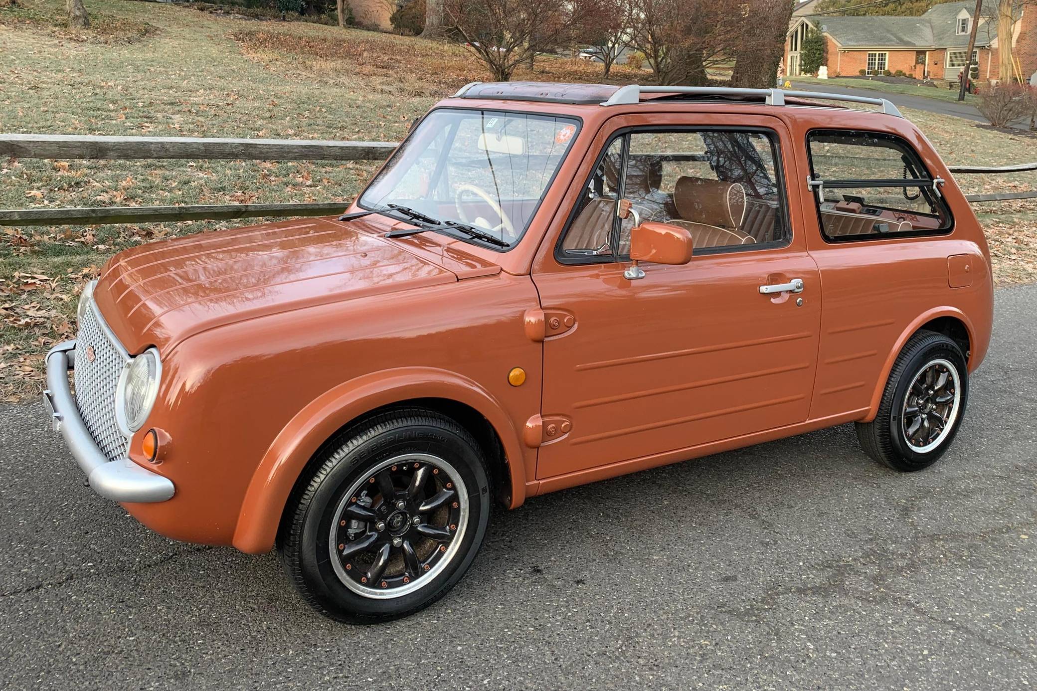 1990 Nissan Pao