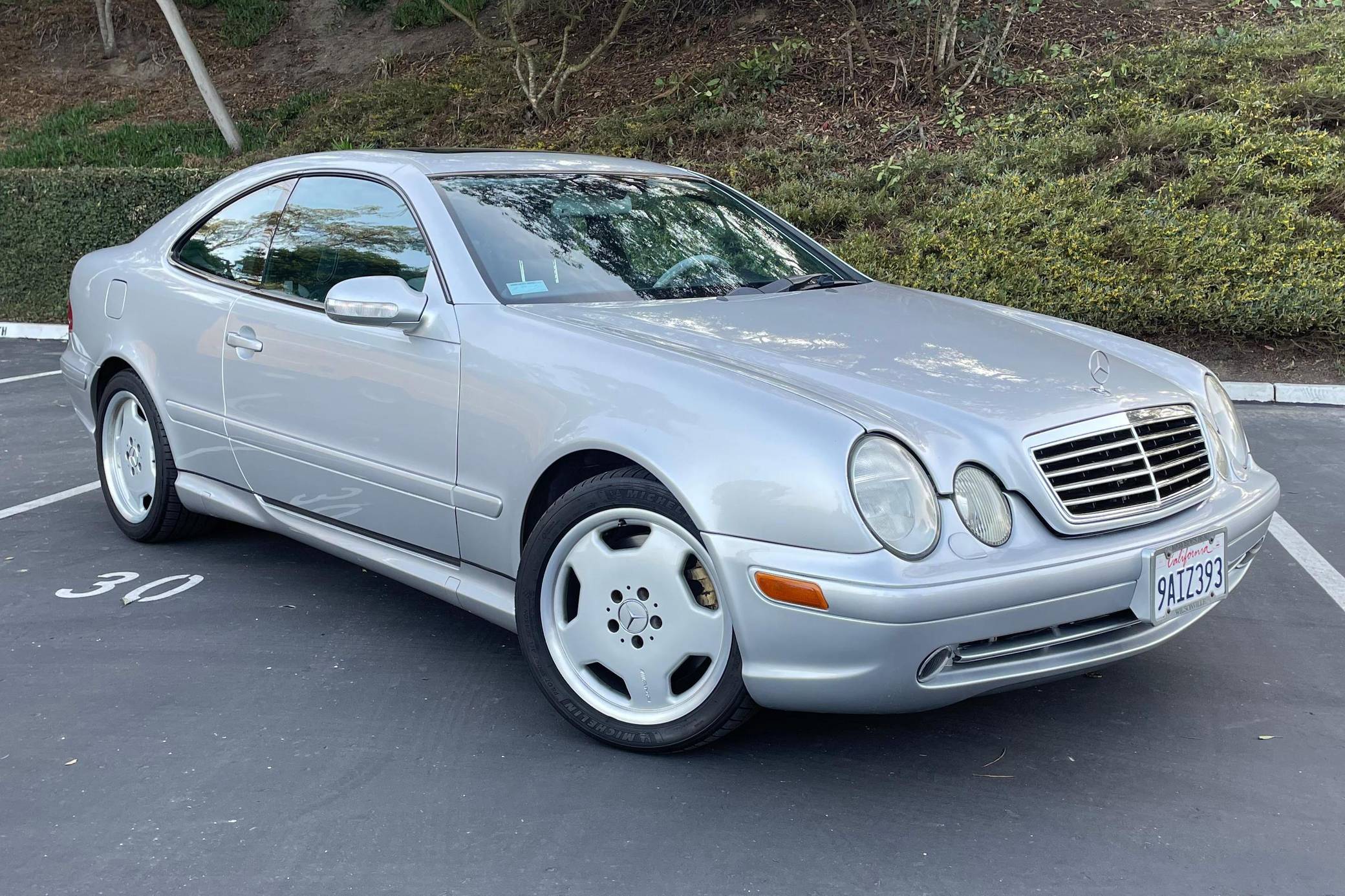 2001 Mercedes-Benz CLK55 AMG Coupe VIN: WDBLJ74G01F180247