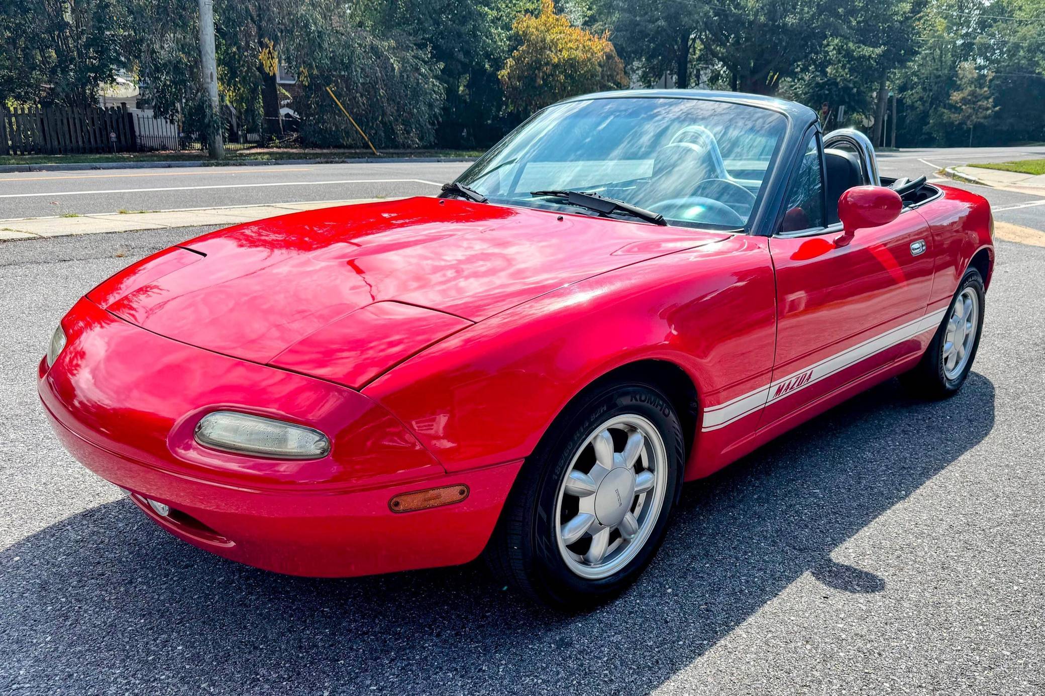1990 Mazda MX-5 Miata VIN: JM1NA3514L0149019 for Sale - Cars & Bids
