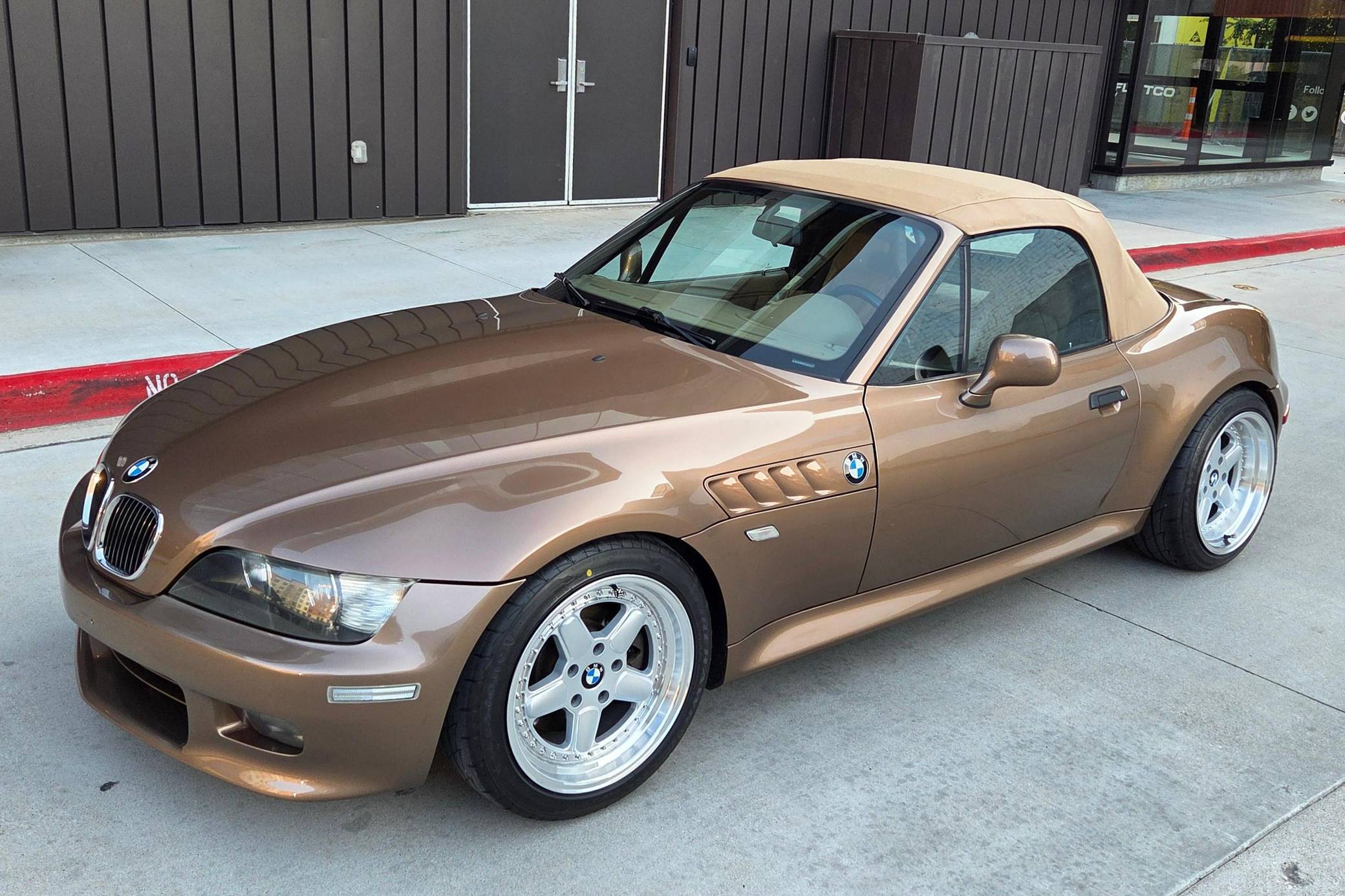 2002 BMW Z3 3.0i Roadster VIN: 4USCN53412LJ60068 for Sale - Cars 