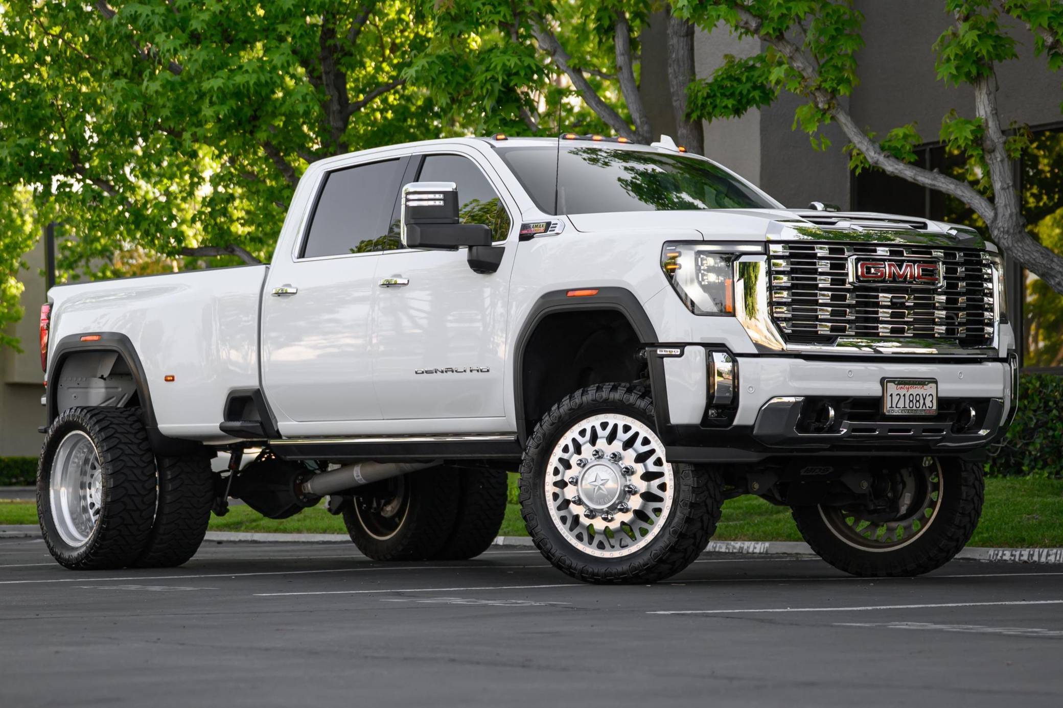 2024 GMC Sierra