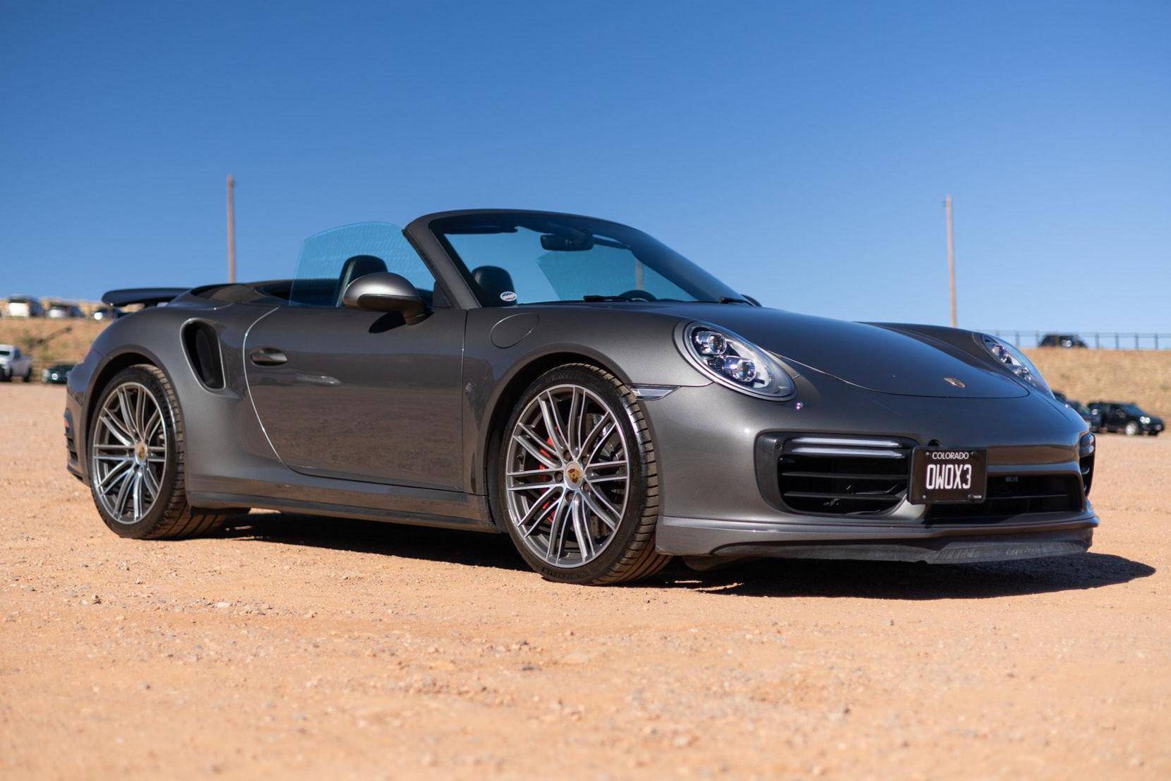 2017 Porsche 911 Turbo