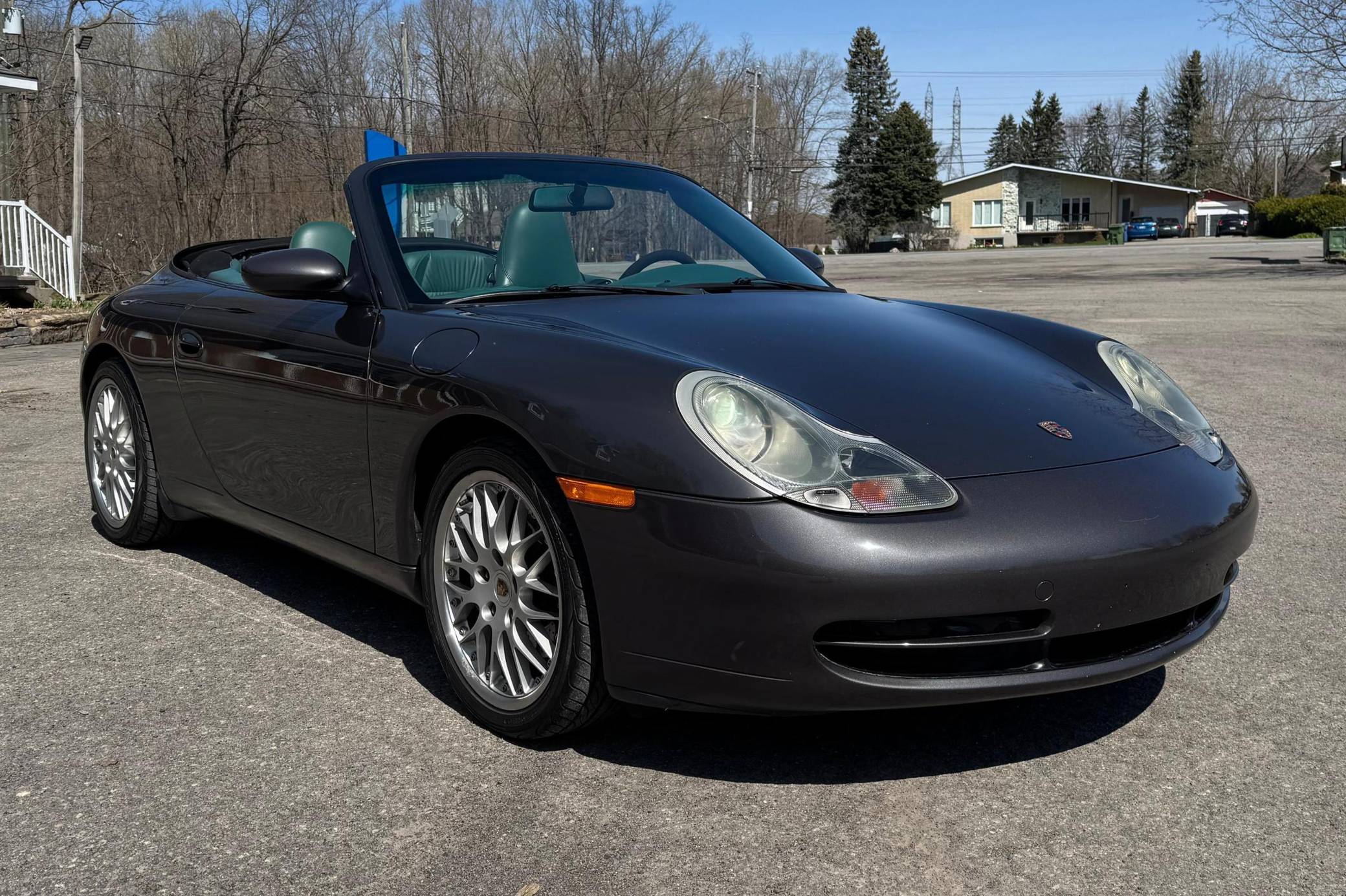2001 Porsche 911 Carrera 4 Cabriolet VIN: WP0CA29931S652401 for