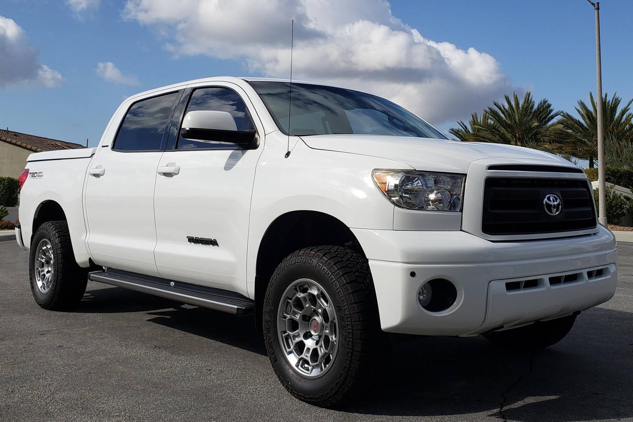 2008 Toyota Tundra Limited CrewMax VIN: 5TFEV58198X050058 for Sale