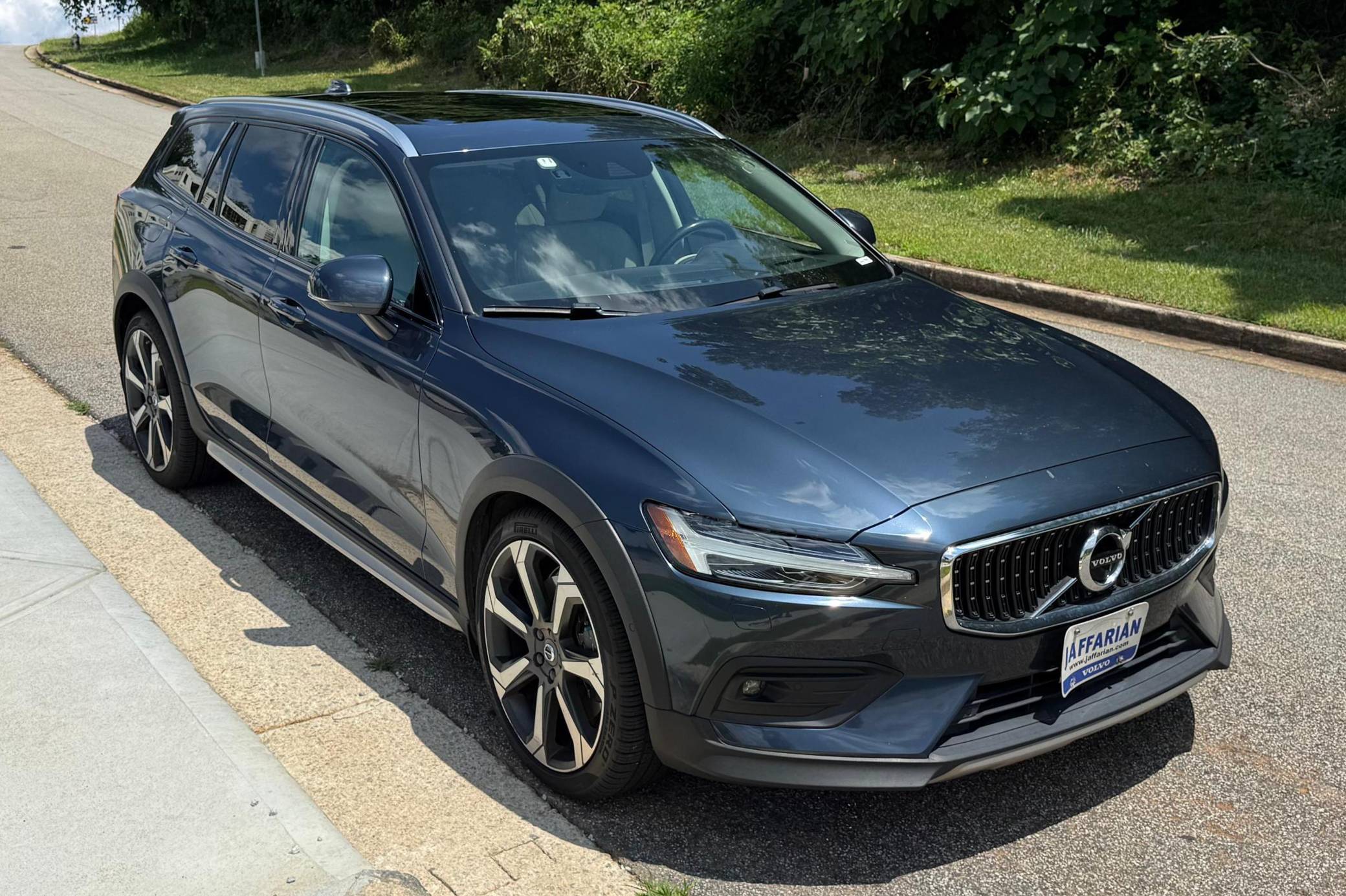 2020 Volvo V60