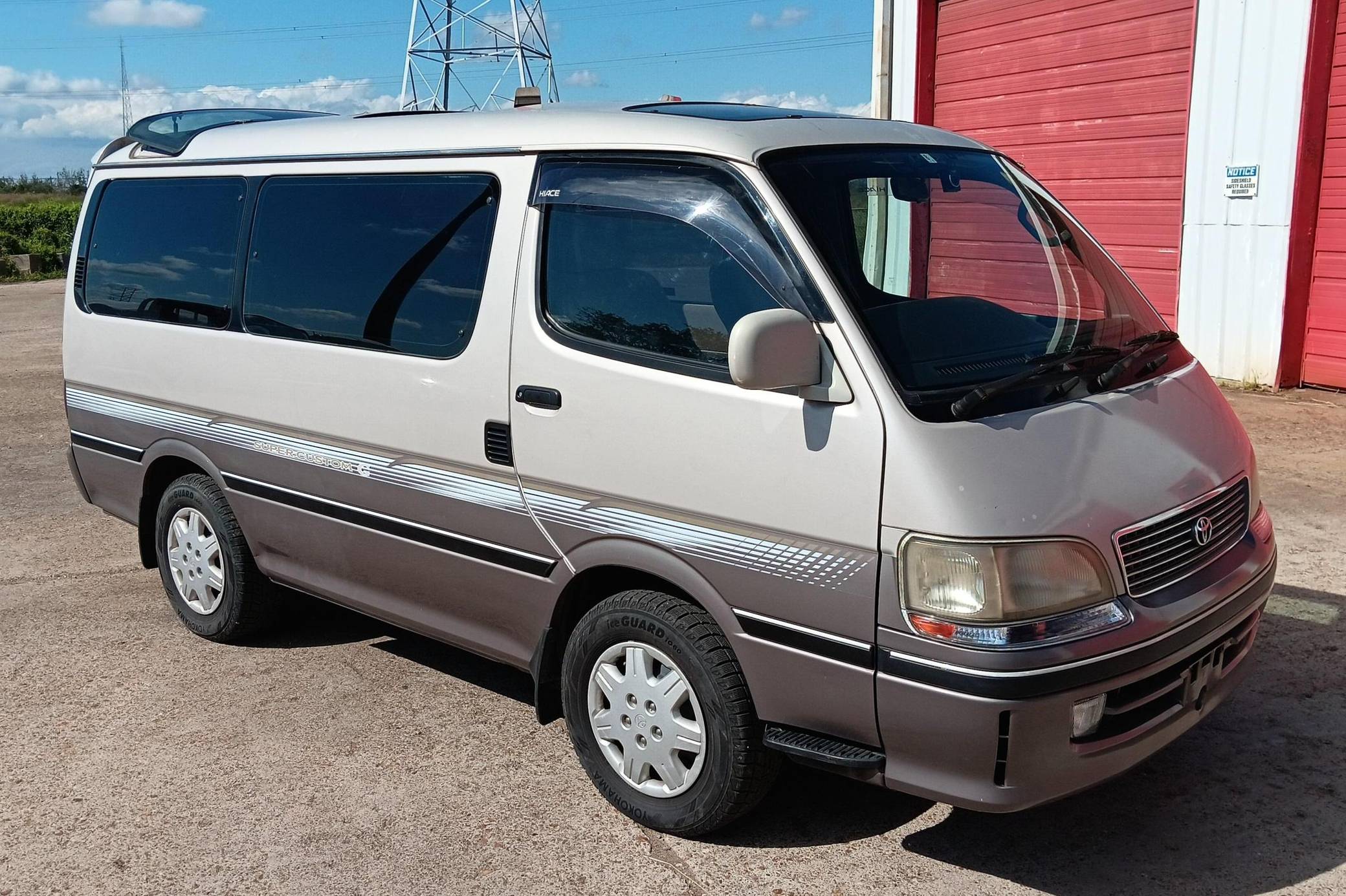 1997 Toyota HiAce Super Custom G