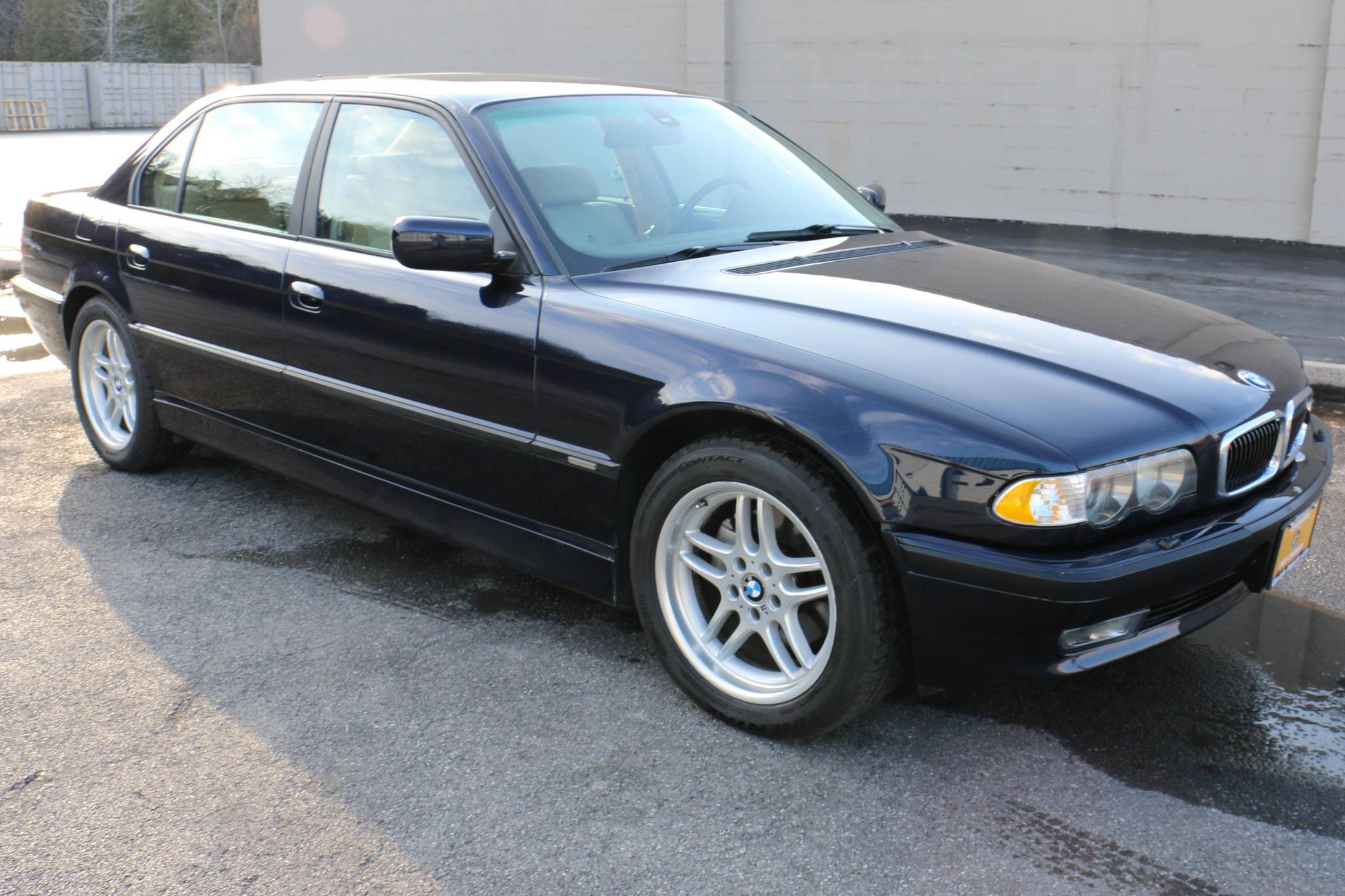 2001 BMW 740iL