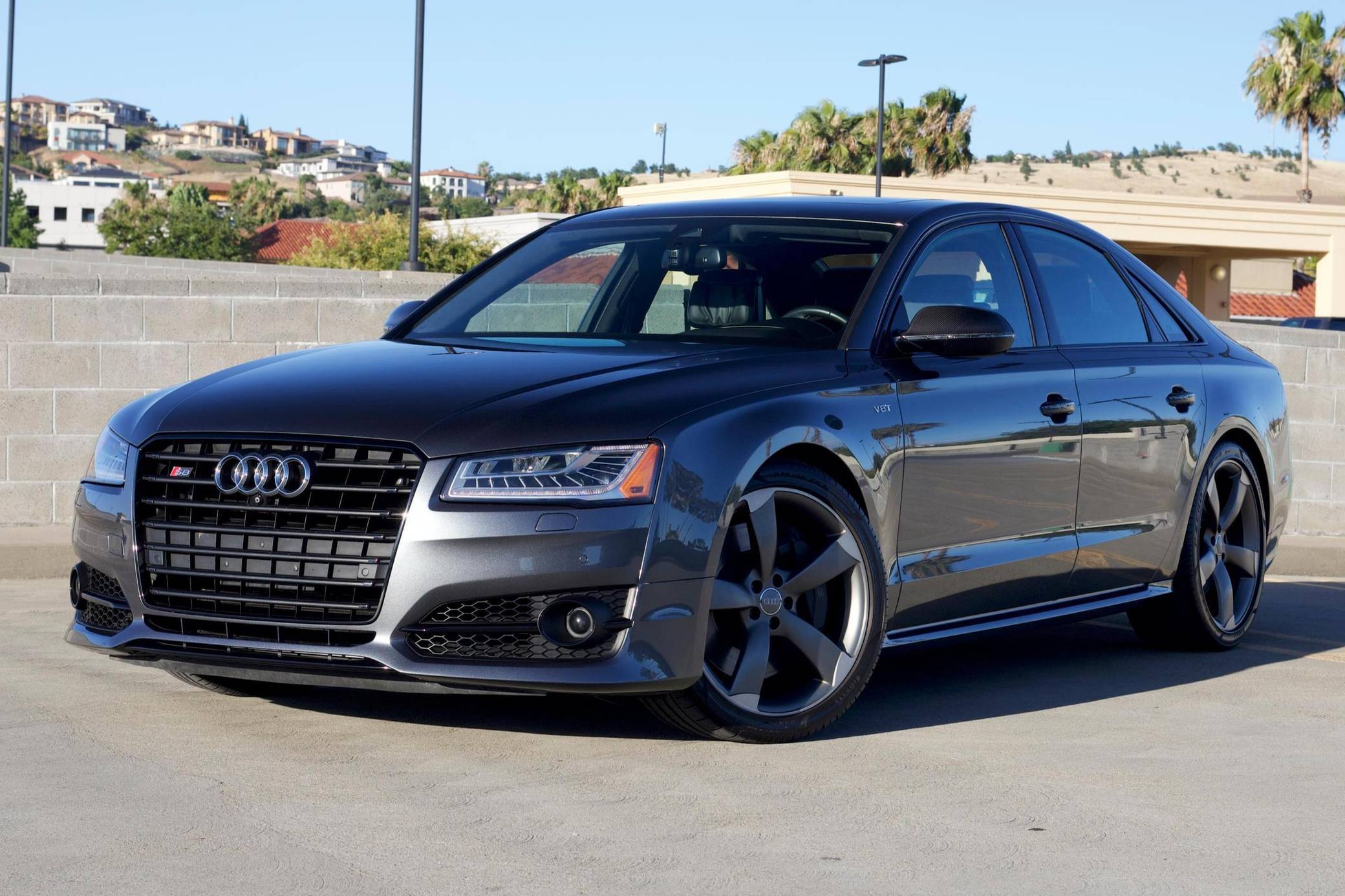 2016 Audi S8
