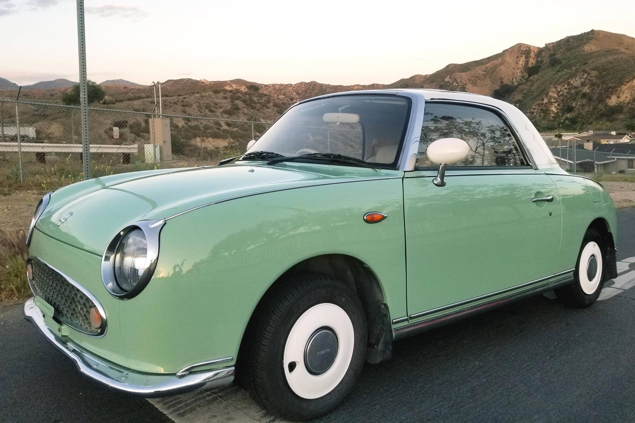 Nissan Figaro