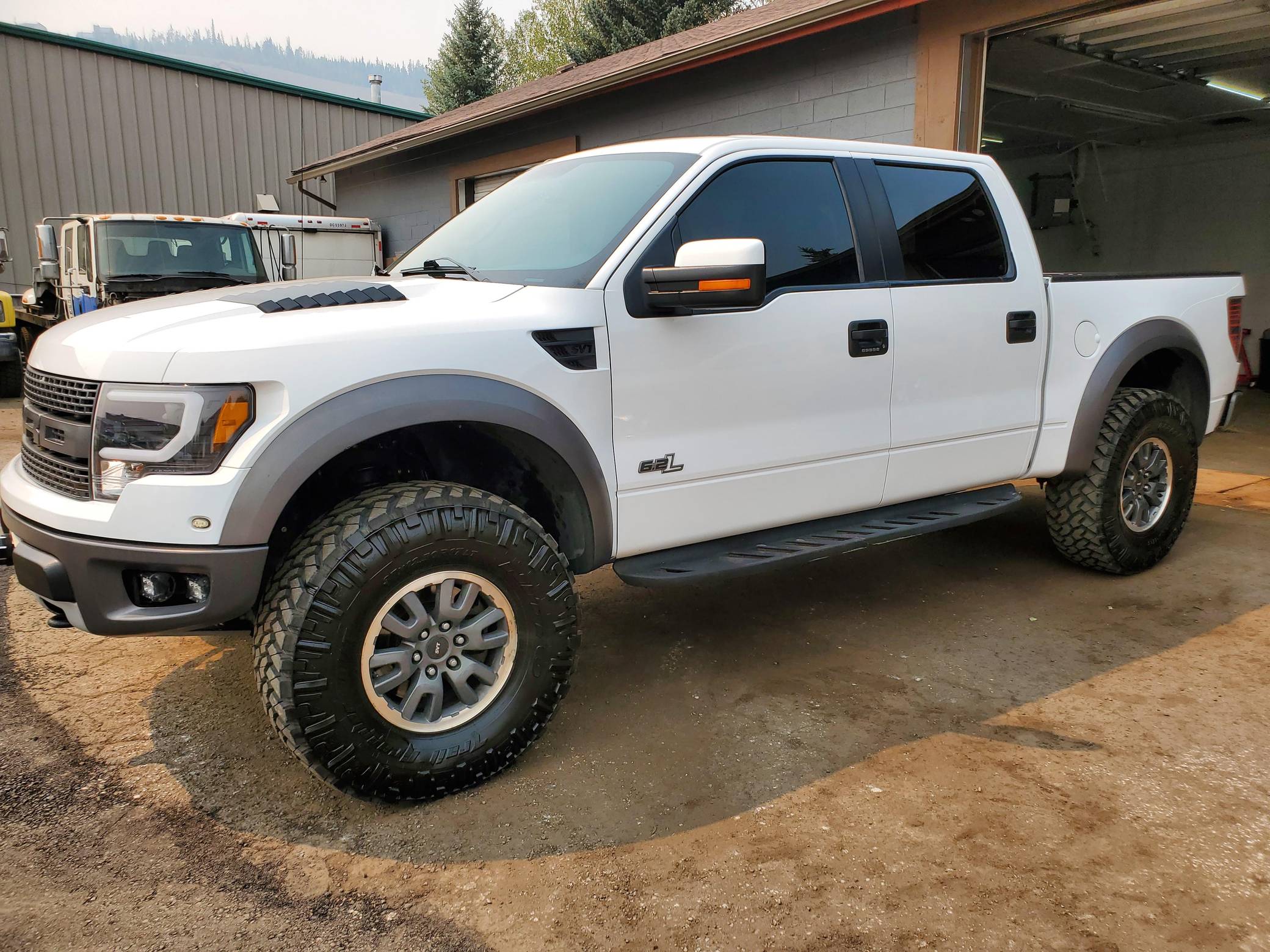 2011 Rapter Svt 2011 Ford Svt Raptor 2011 Ford SVT Raptor Pricing, Photos & Specs