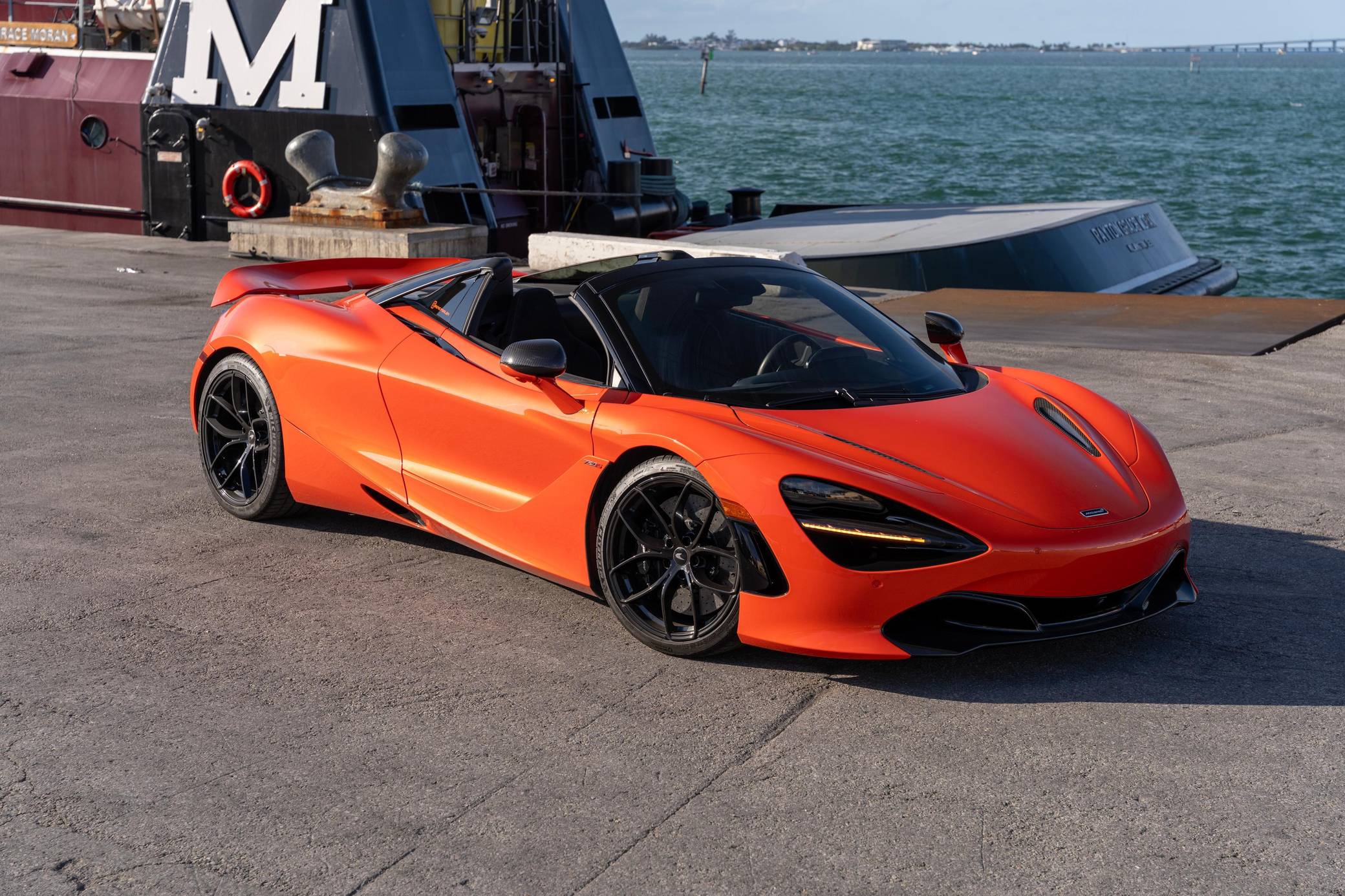 2022 McLaren 720S Spider Performance photo 17