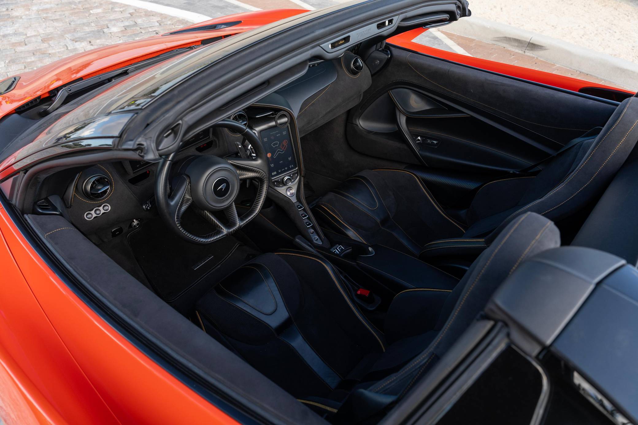 2022 McLaren 720S Spider Performance photo 58