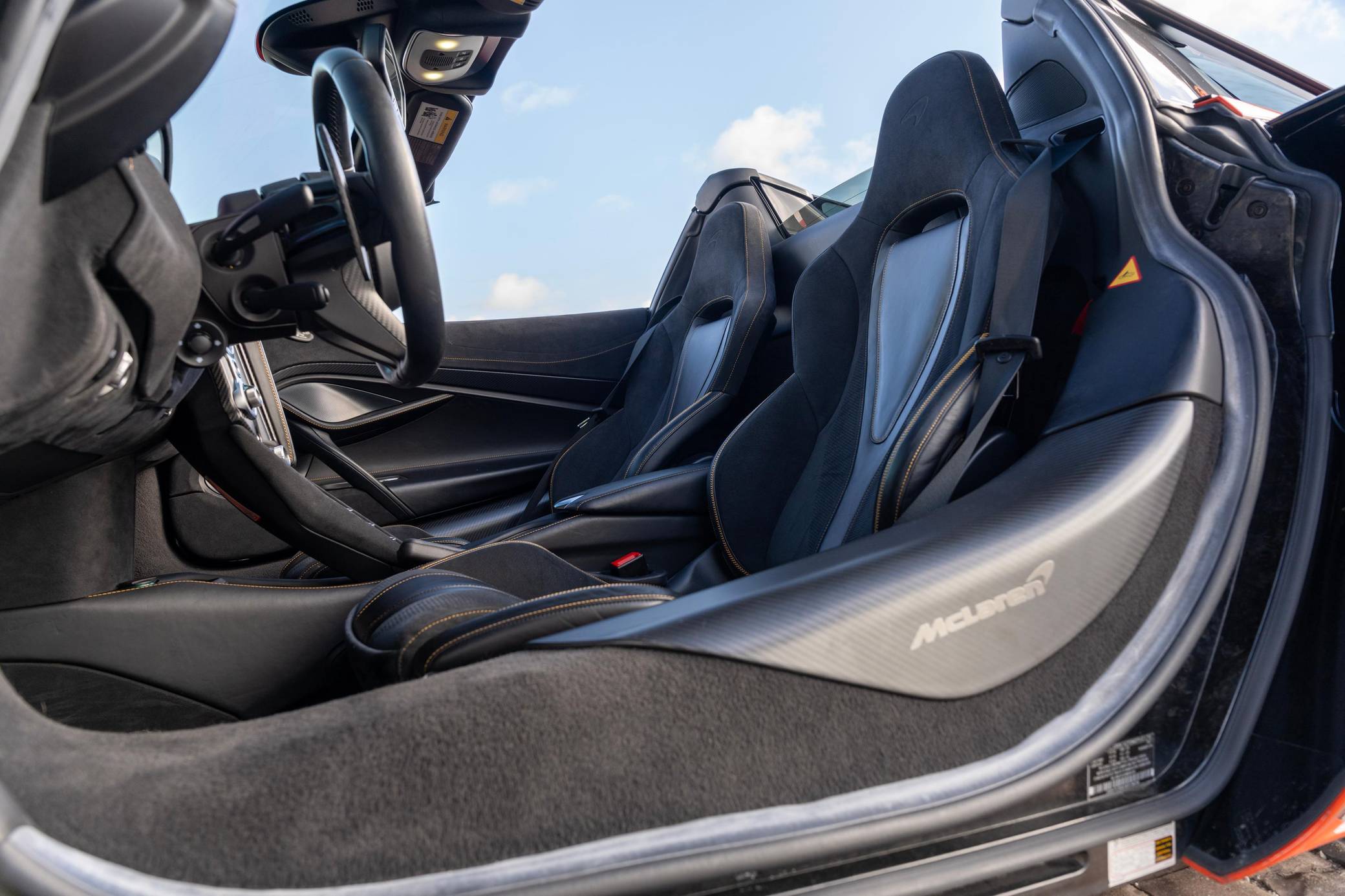 2022 McLaren 720S Spider Performance photo 55