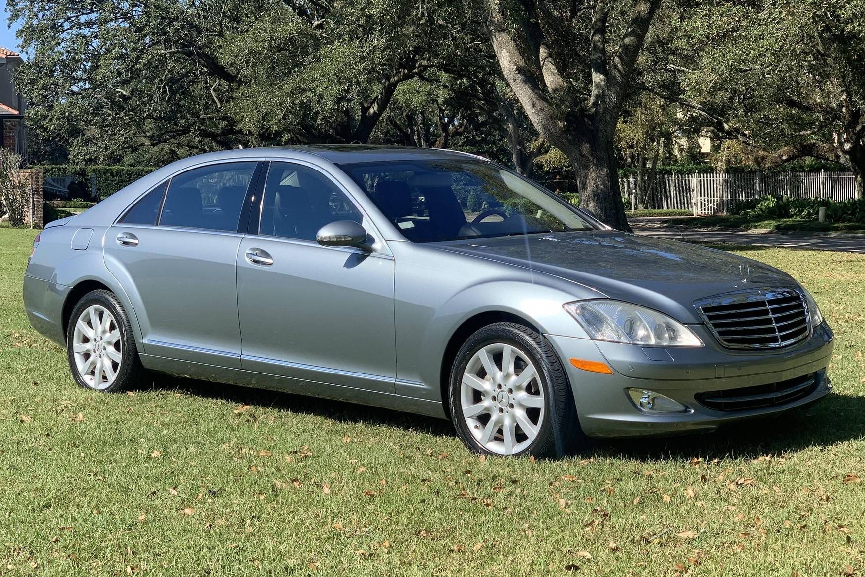 2007 Mercedes-Benz S550 auction - Cars & Bids