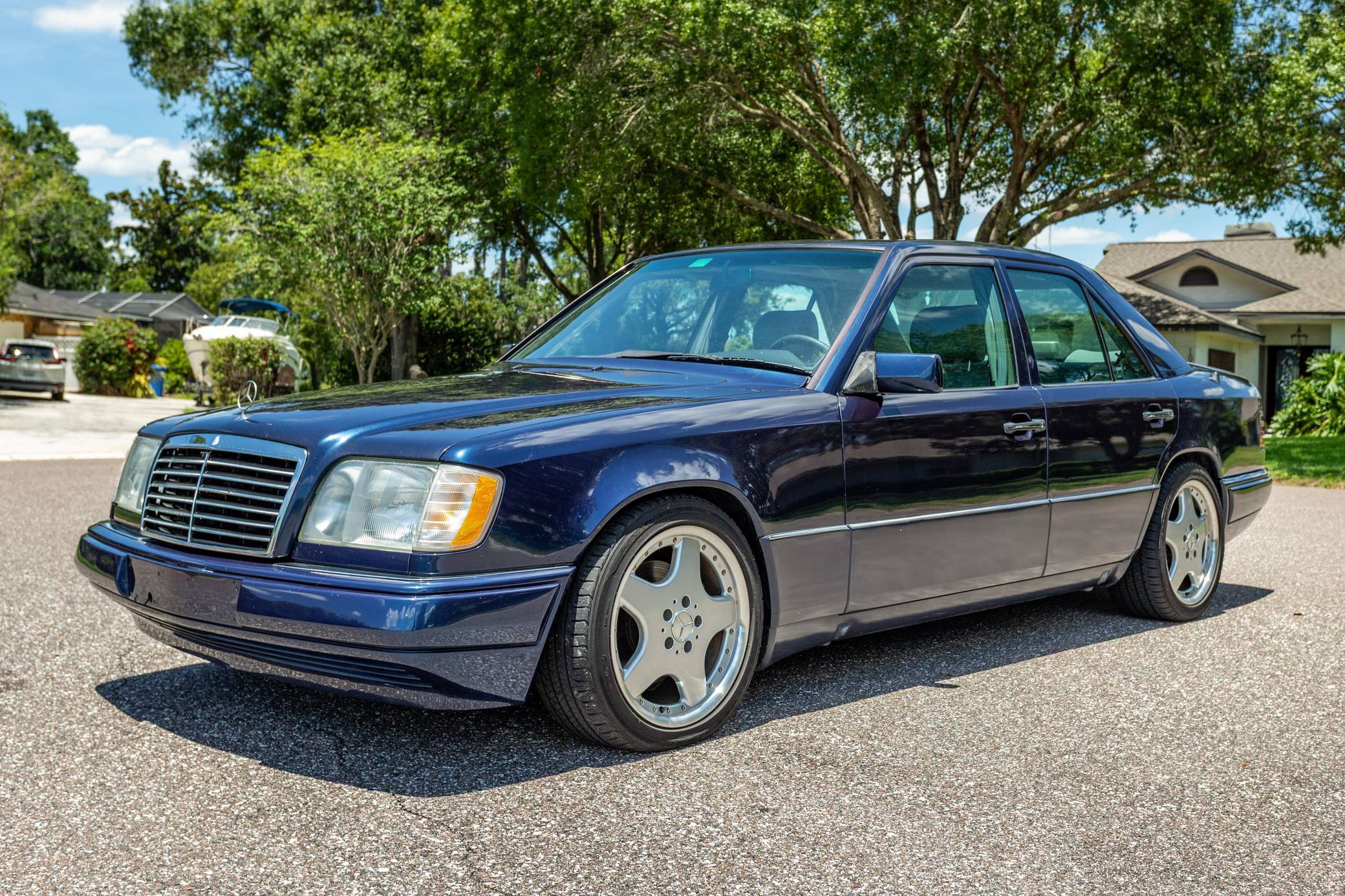 1995 Mercedes-Benz E-Class
