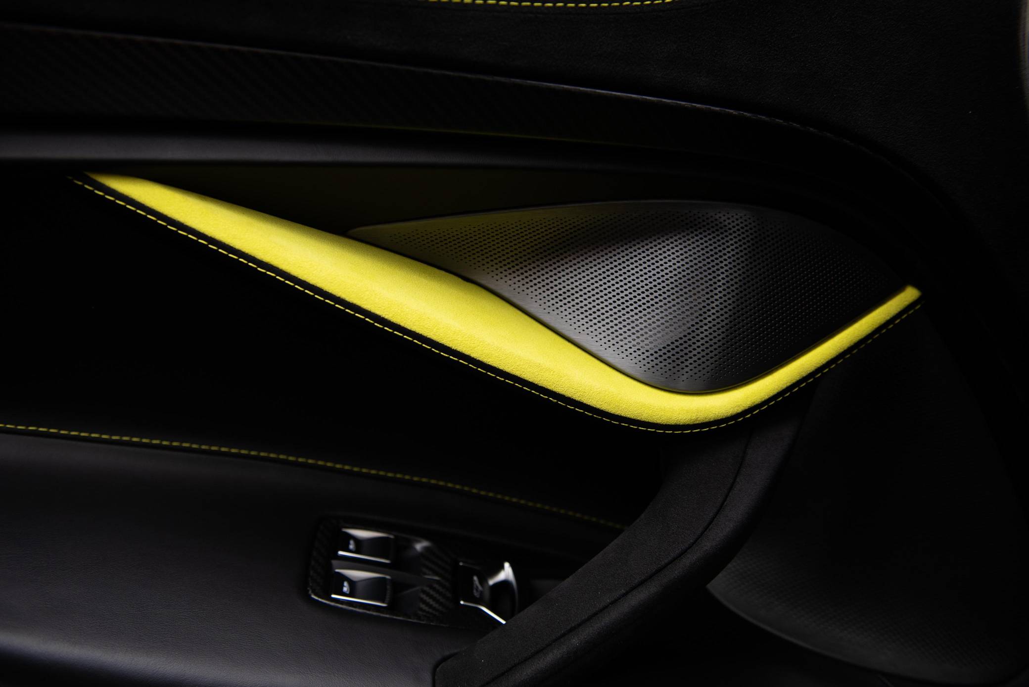 2024 McLaren 750S Spider photo 100