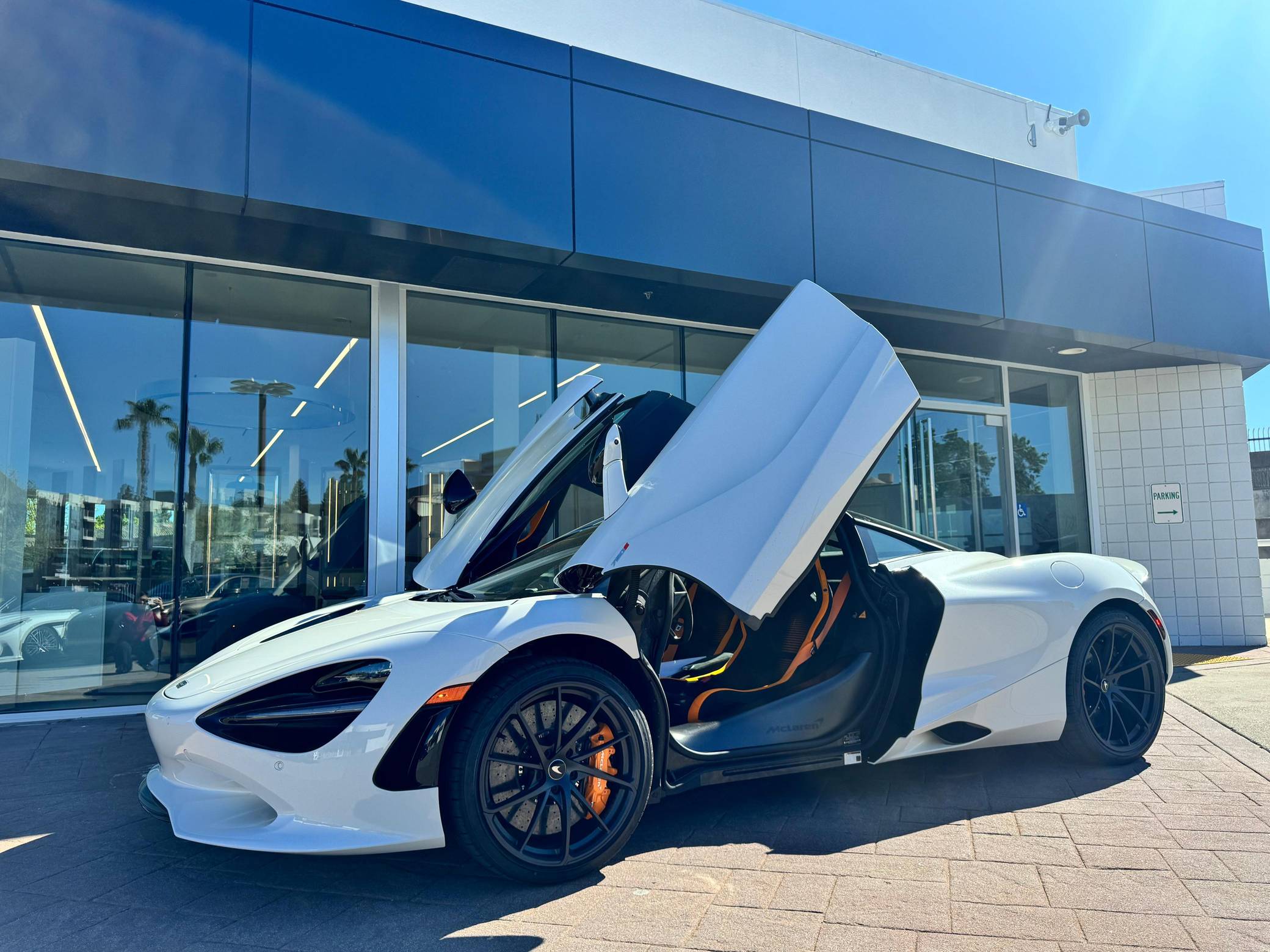 2024 McLaren 750S photo 10
