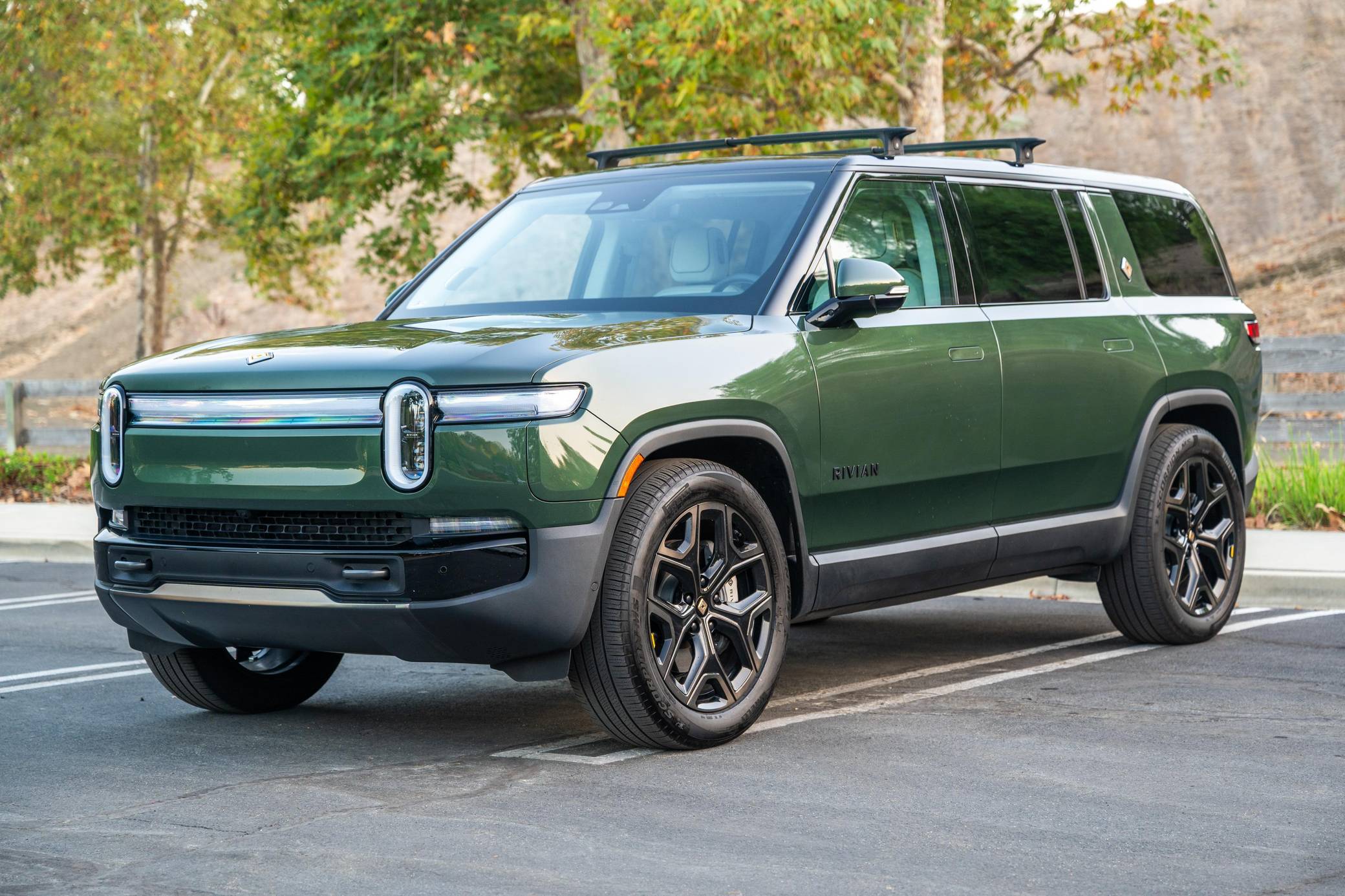 2025 Rivian R1S Adventure Edition