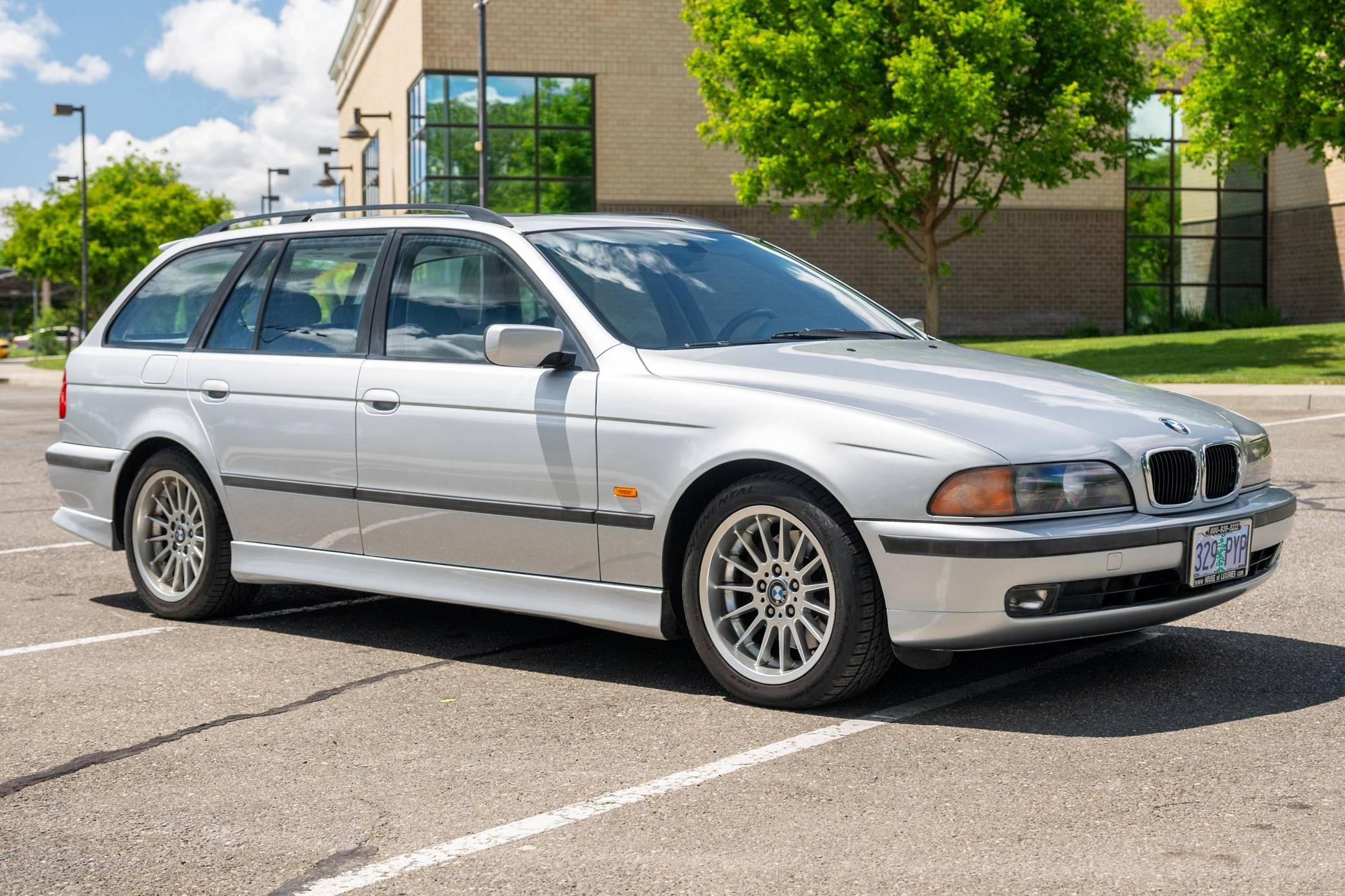 2000 BMW 540i Touring
