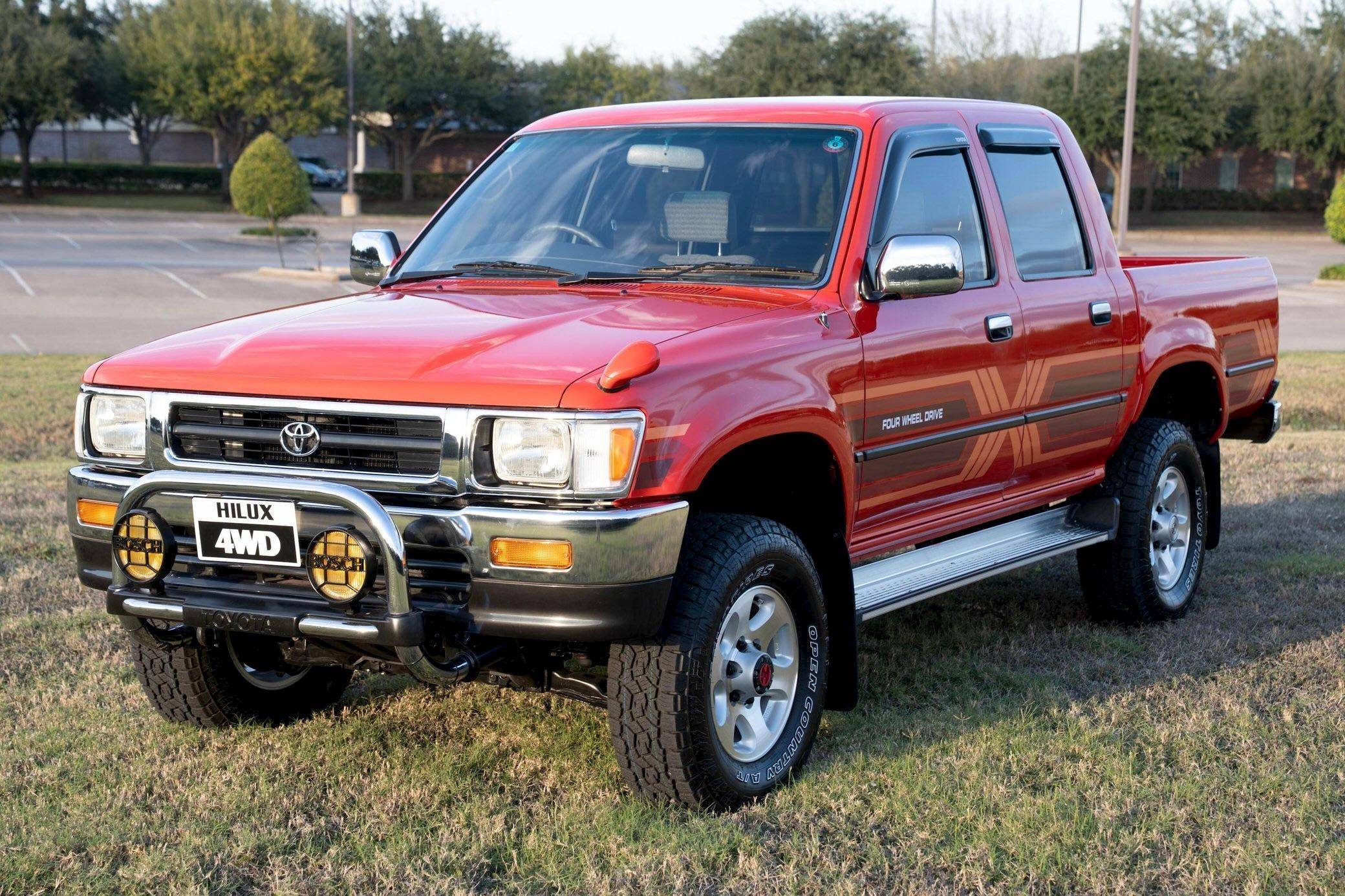 XILUX / XILUX Ⅰ 1993 Toyota Hilux SSR 4x4 VIN: YN107-0001038 for Sale - Cars & Bids