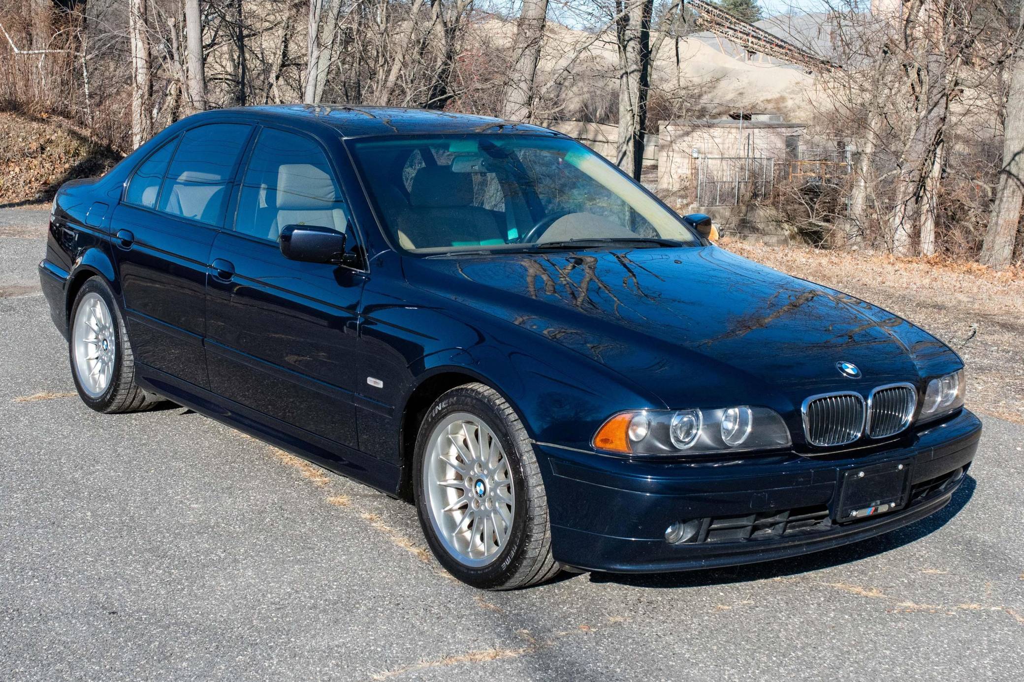 2001 BMW 540i Sedan
