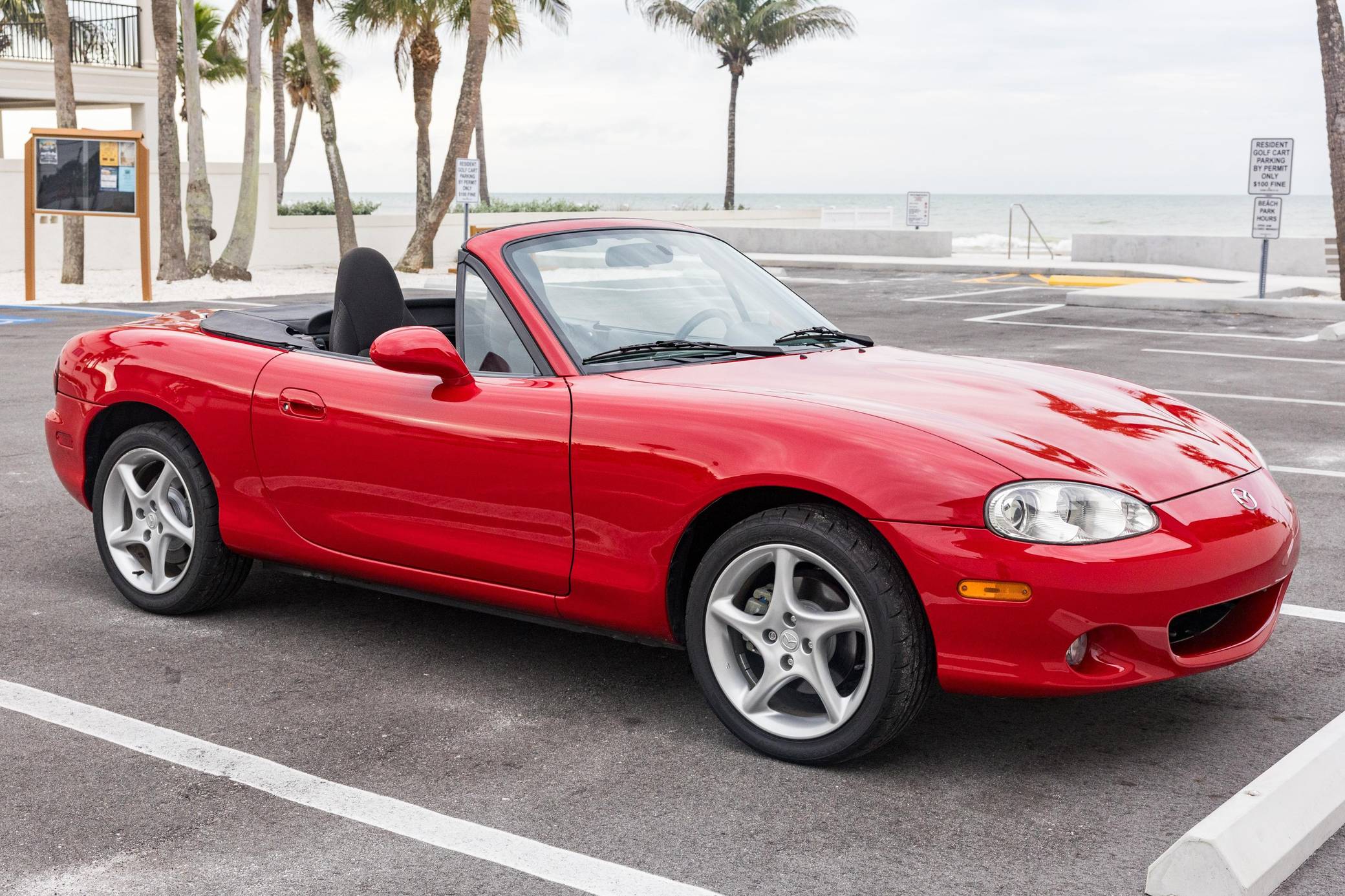 2003 Mazda MX-5