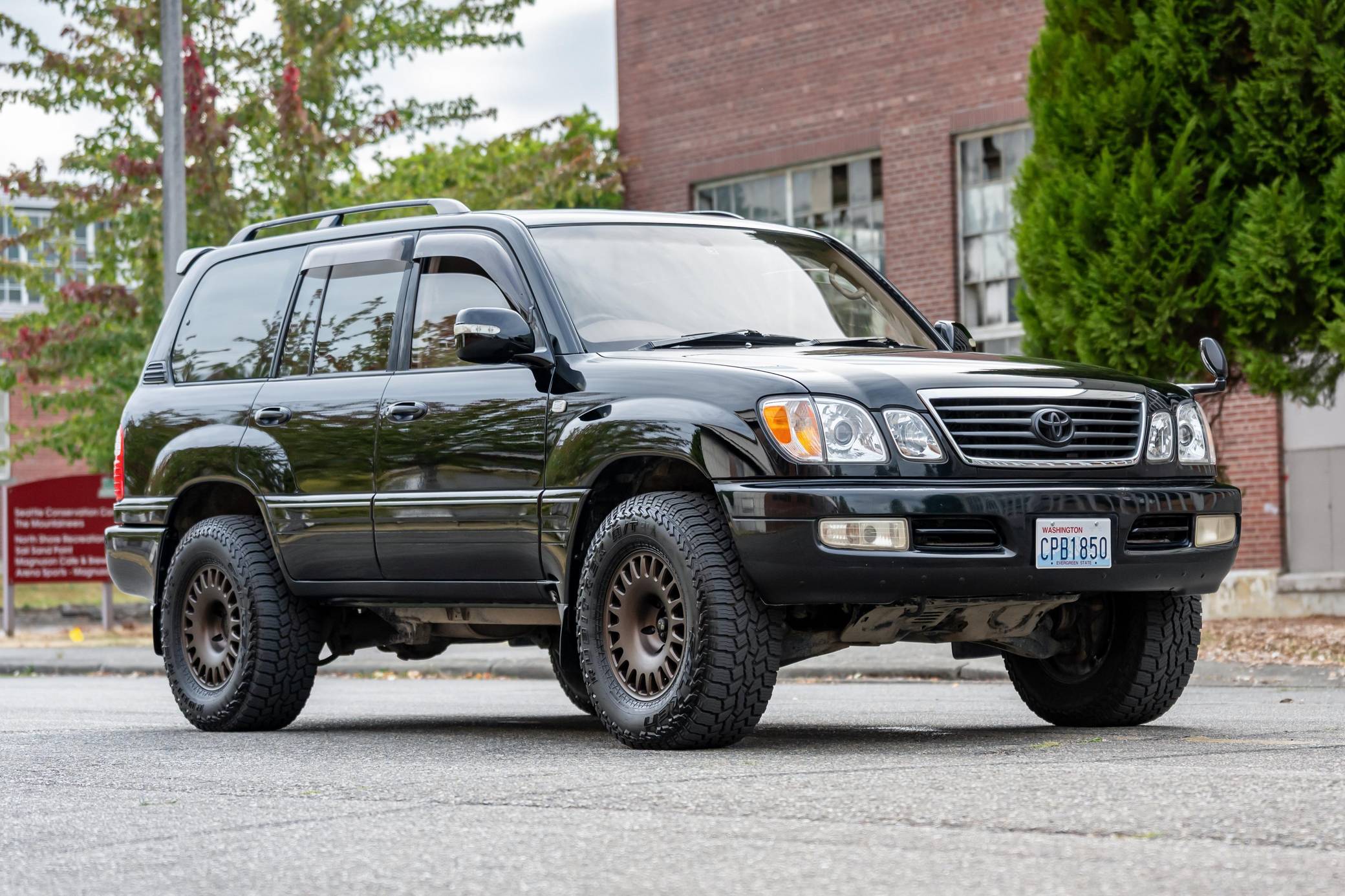1999 Toyota Land Cruiser Cygnus VIN: UZJ1000048291 for Sale - Cars
