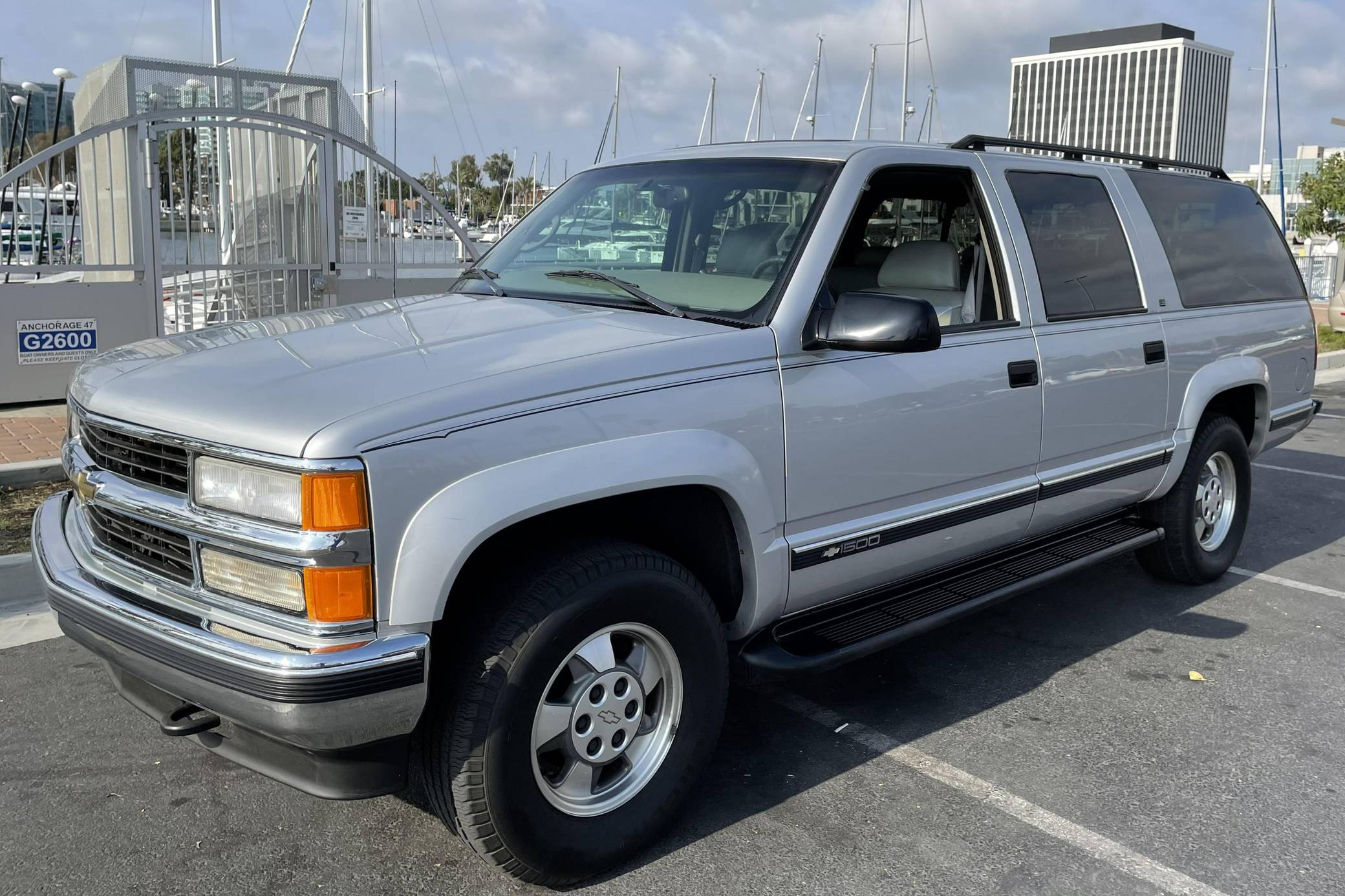 1997 Chevrolet Suburban LS 4x4