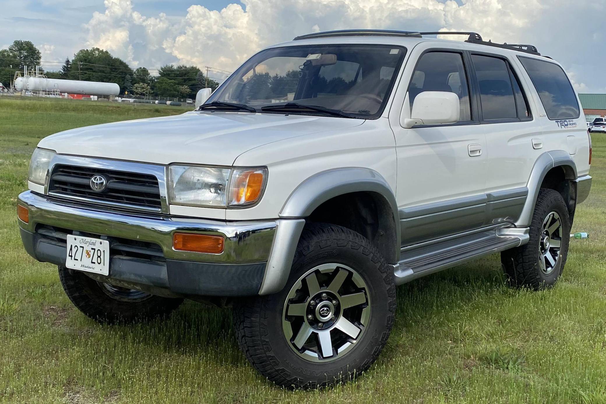 1998 4 runner walker cat