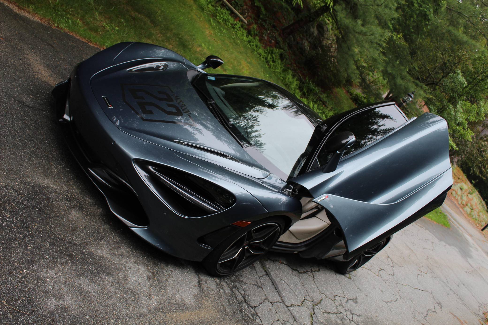 2018 McLaren 720S photo 12