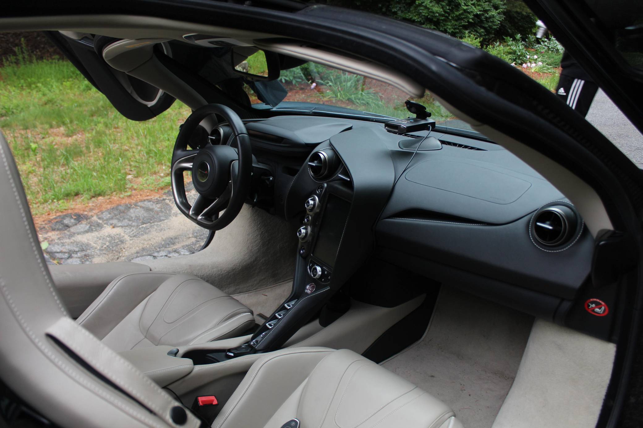 2018 McLaren 720S photo 53