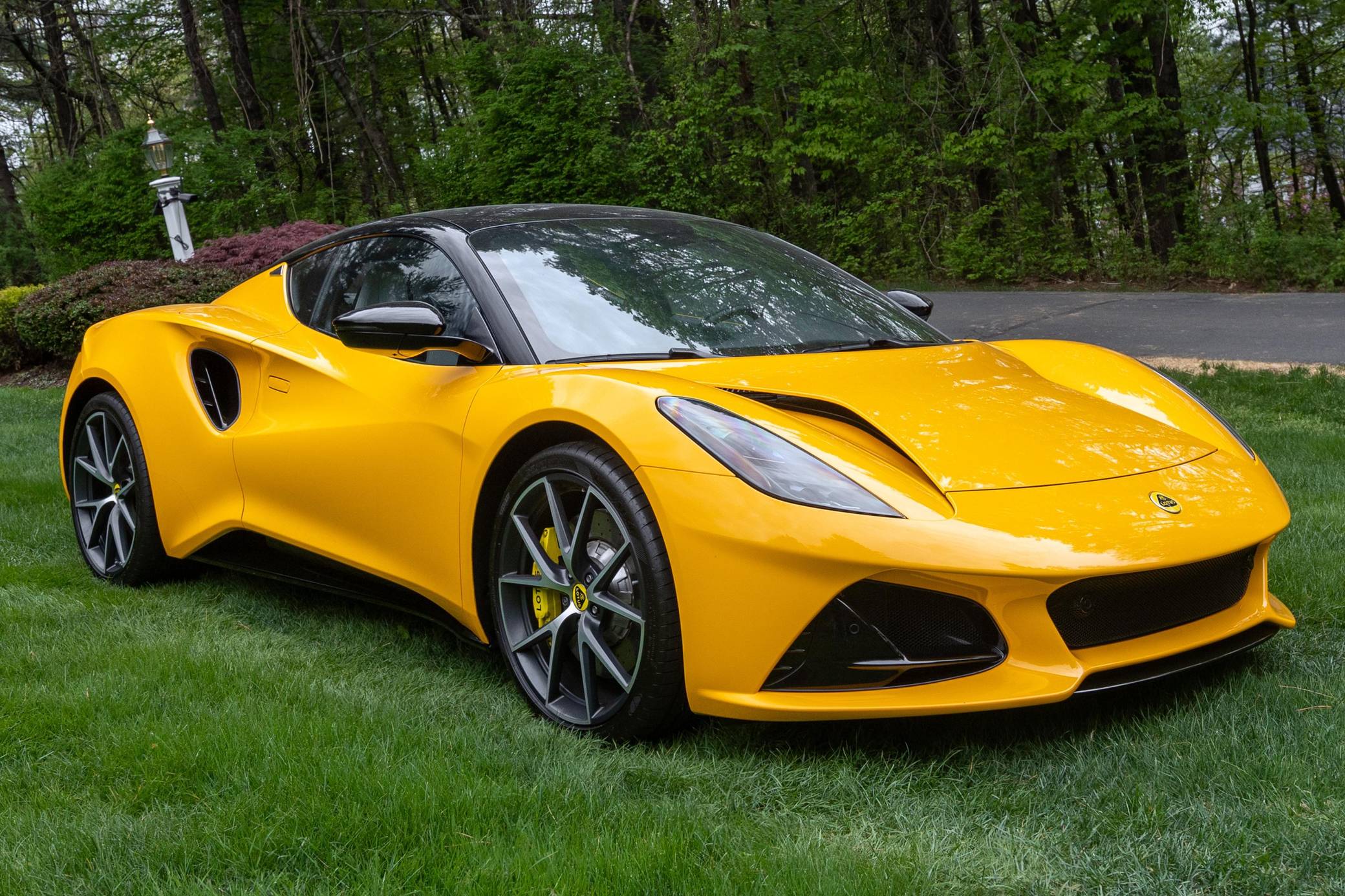 2024 Lotus Emira