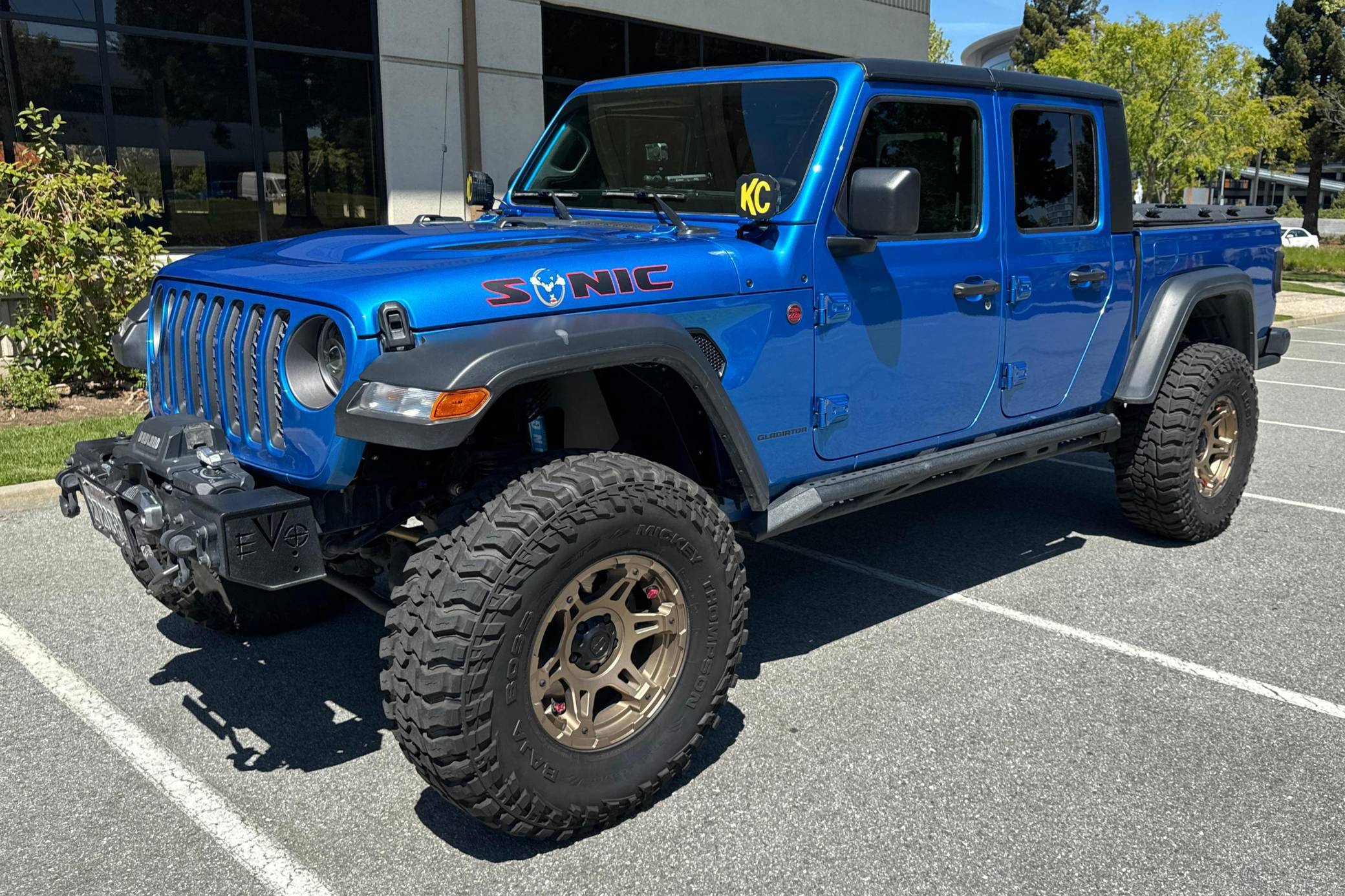 Windshield Trim Kit | JEEP GLADIATOR RUBICON 2022