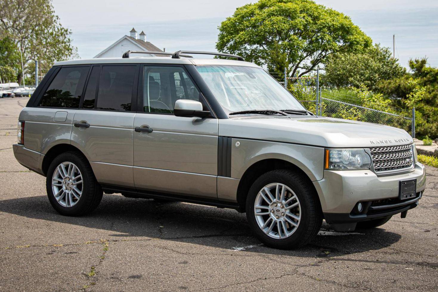 2010 range 2024 rover hse