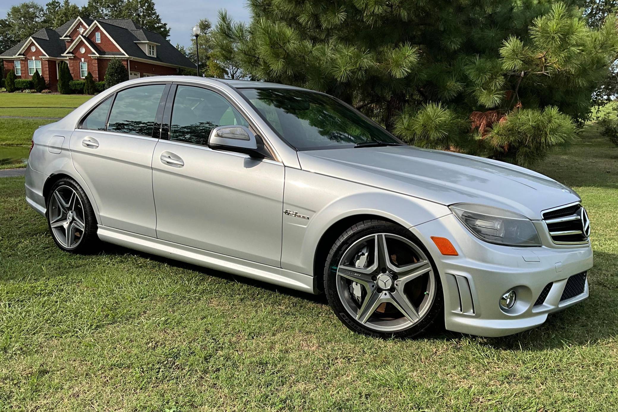 2009 Mercedes-Benz C63 AMG Sedan