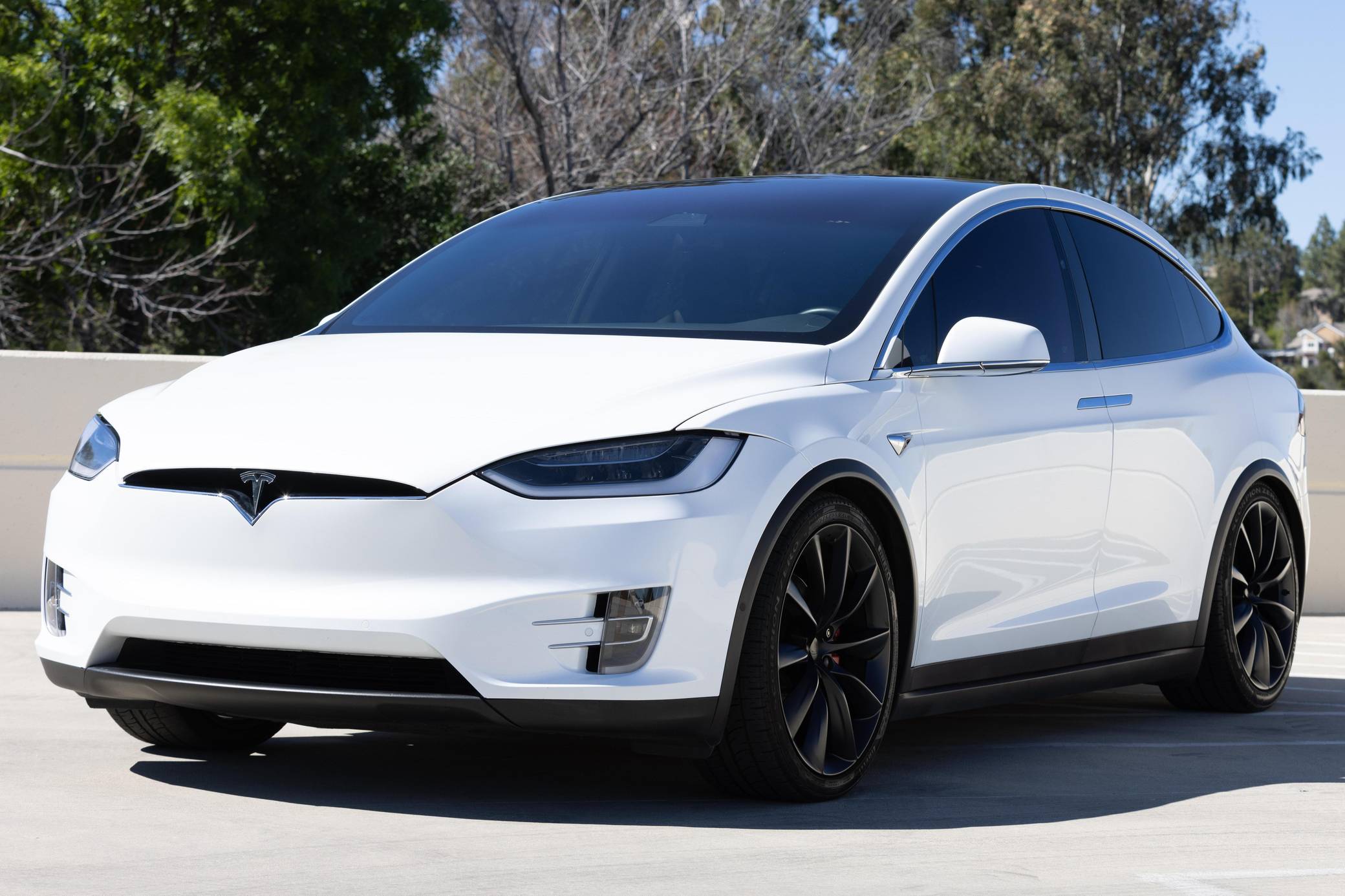 Tesla x store p100d horsepower