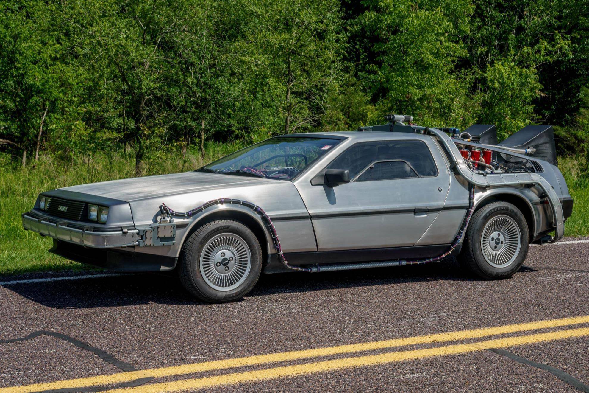 1982 DeLorean DMC-12 Time Machine Replica