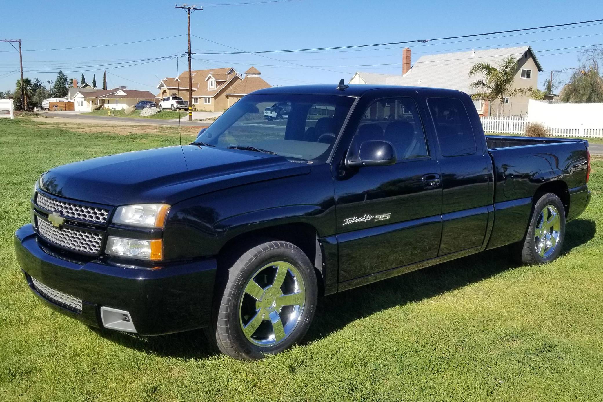 2006 chevy silverado on sale ss front bumper