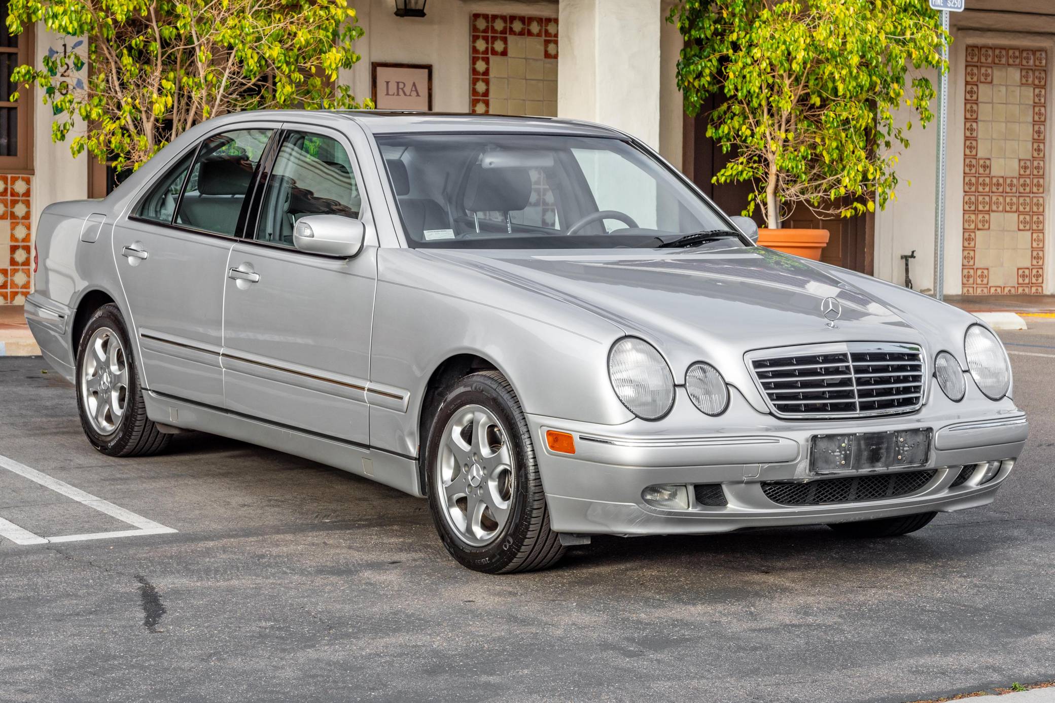 2002 mercedes store e320