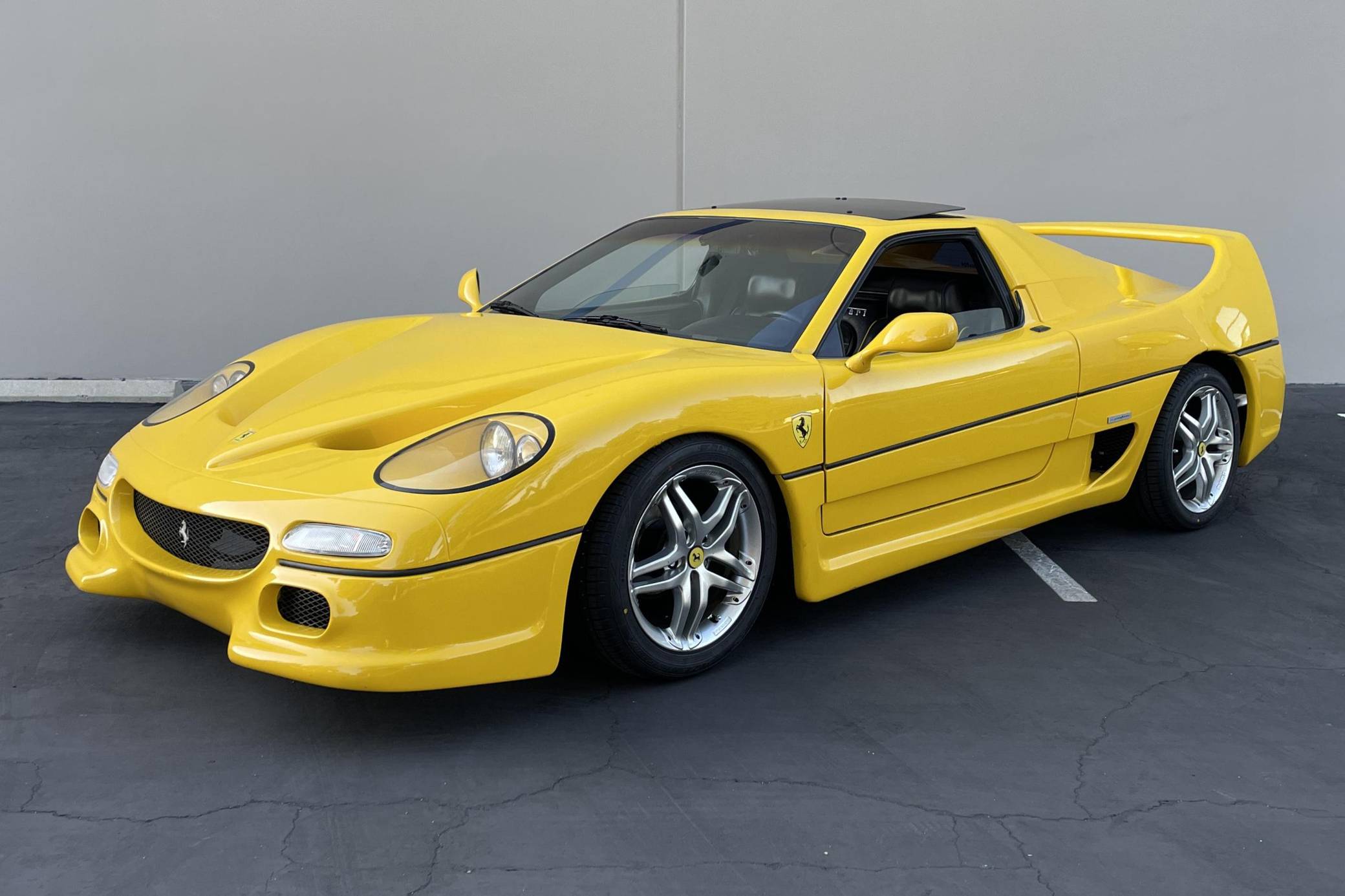 F50 replica sales