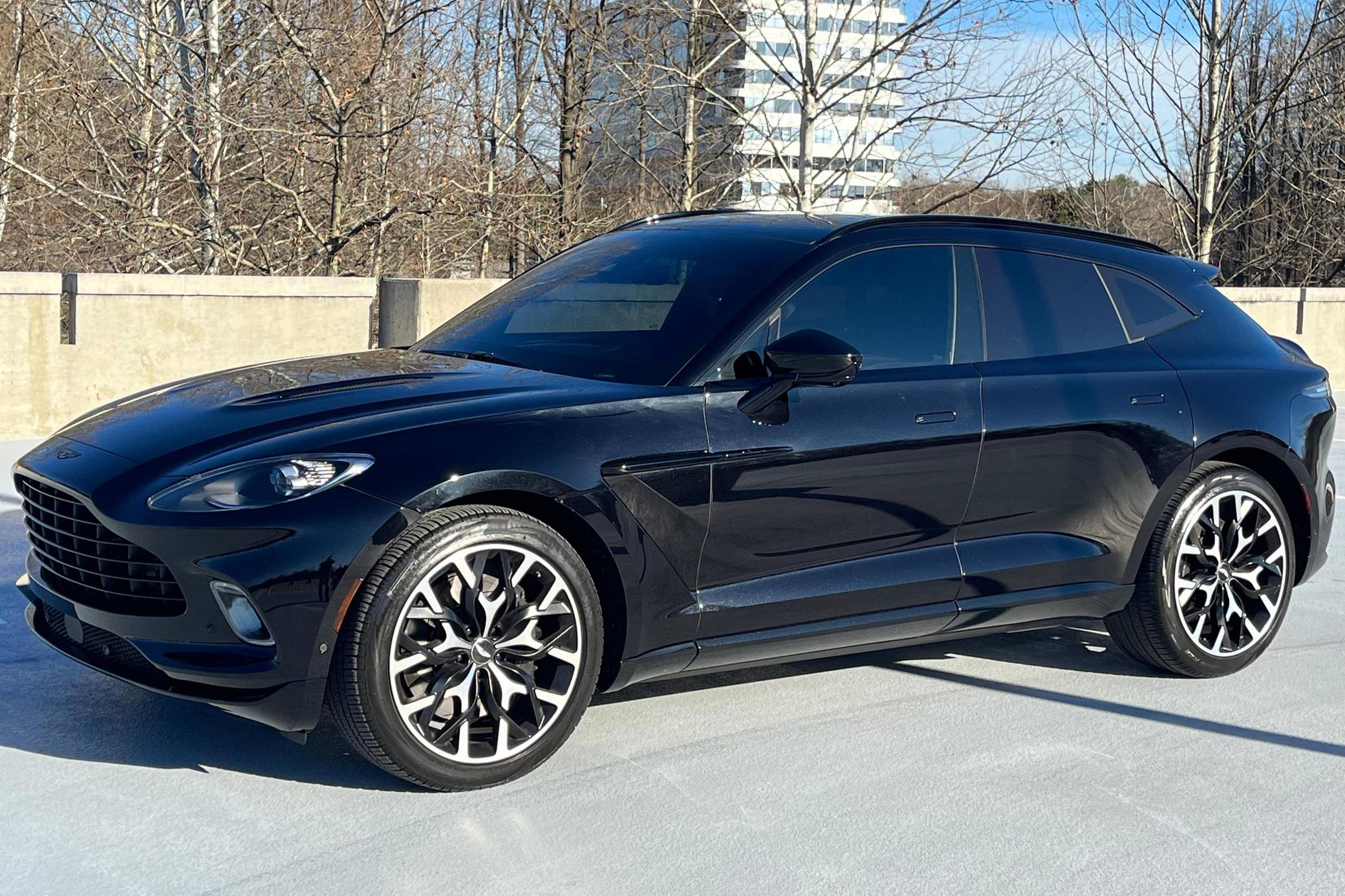 2021 Aston Martin DBX