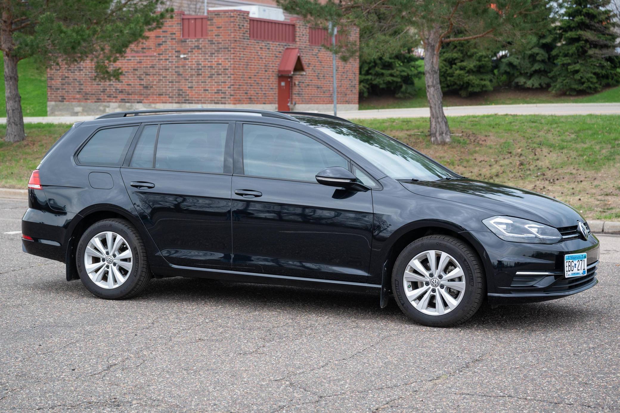 3VW117AUXJM753512