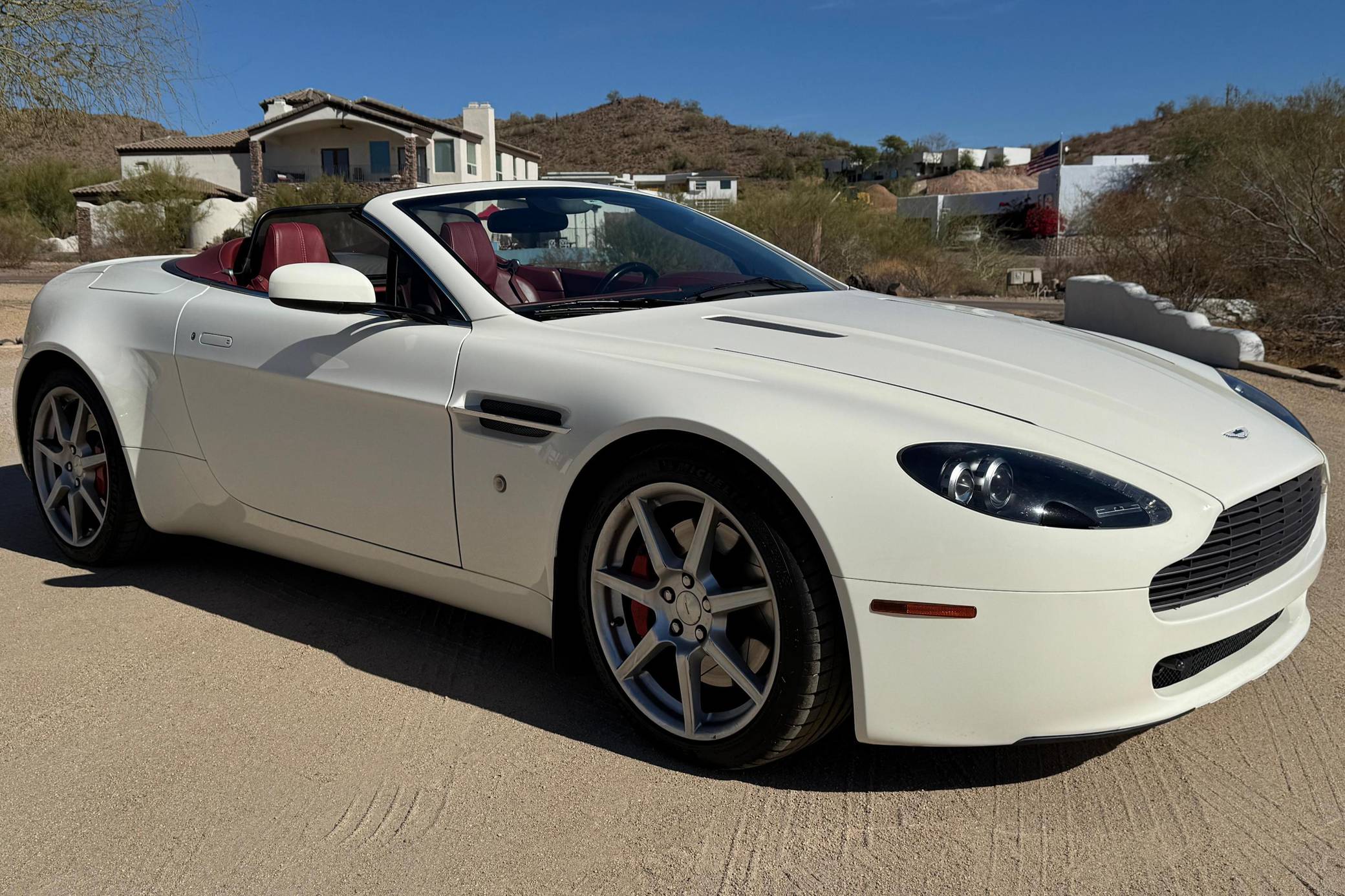 2008 Aston Martin V8 Vantage Roadster VIN: SCFBF04B38GD08922 2008 Aston Martin V8 Vantage Roadster VIN: SCFBF04B38GD08922
